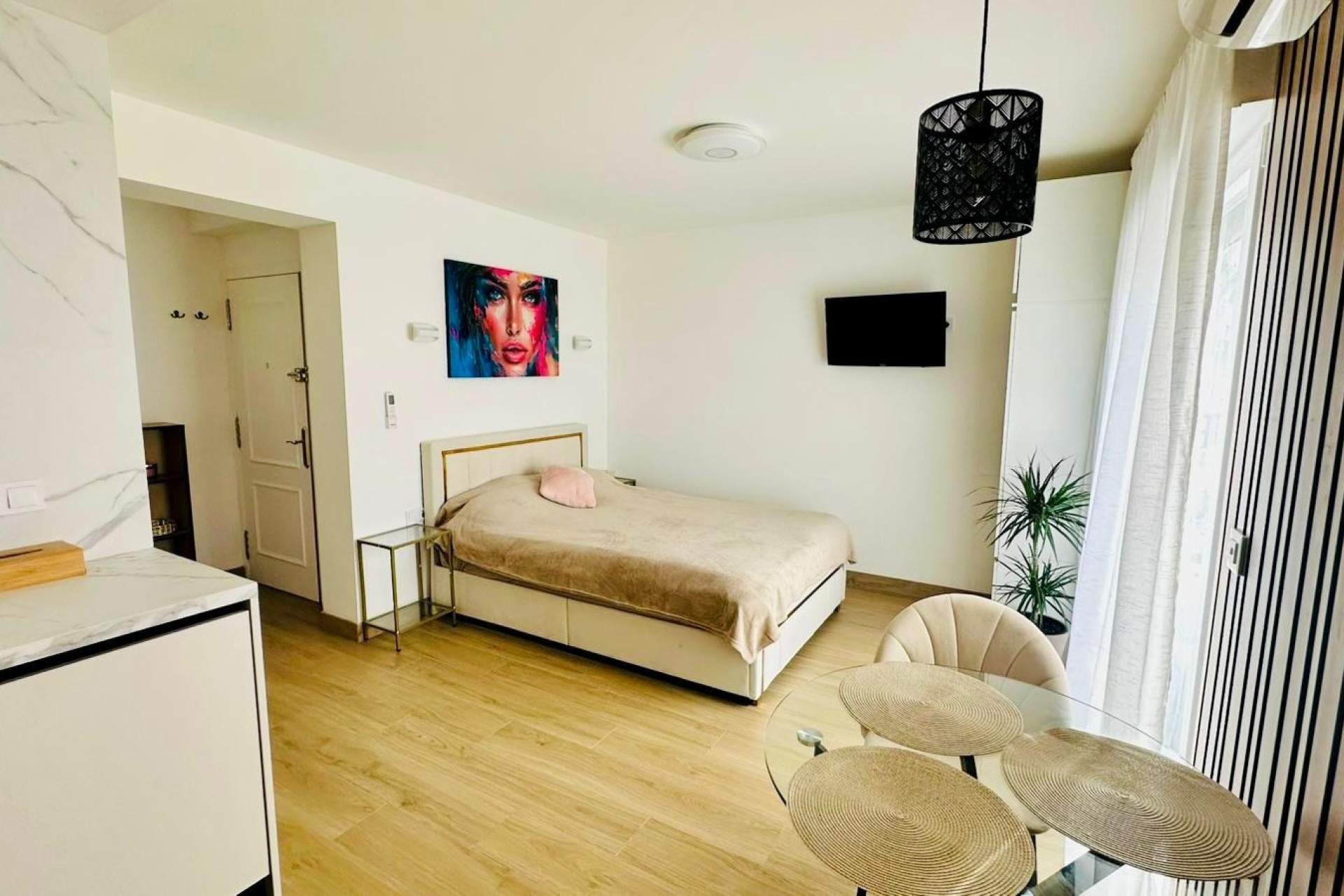 Resale - Wohnung / Appartement -
Torrevieja - Costa Blanca