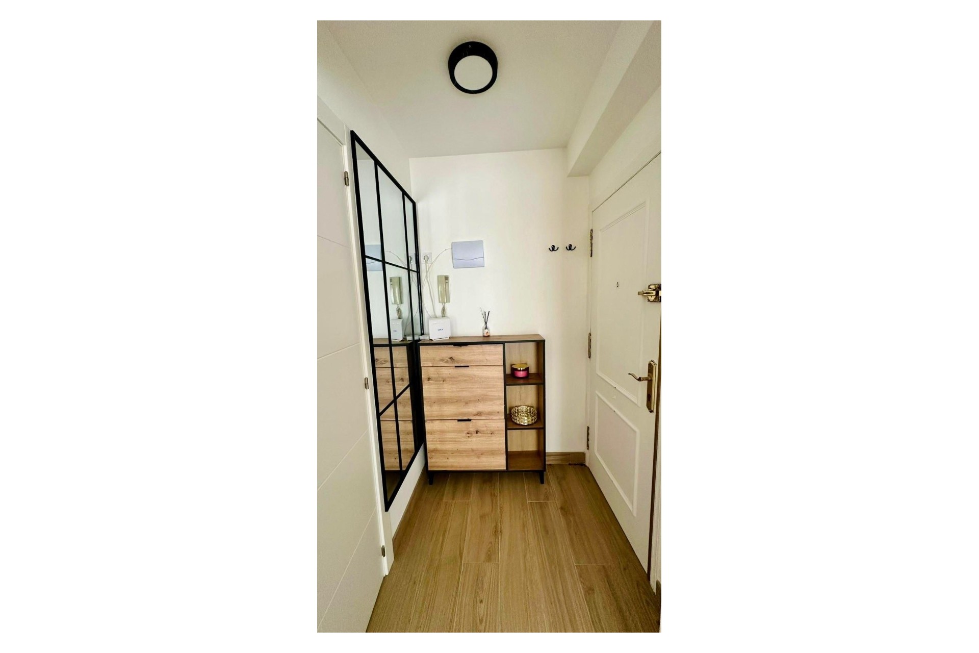 Resale - Wohnung / Appartement -
Torrevieja - Costa Blanca