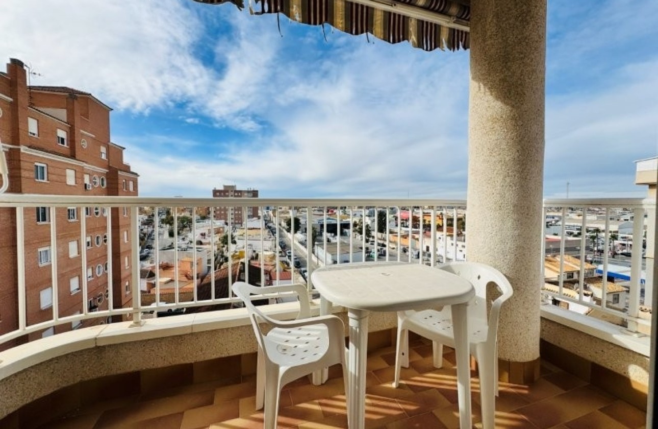 Resale - Wohnung / Appartement -
Torrevieja - Costa Blanca