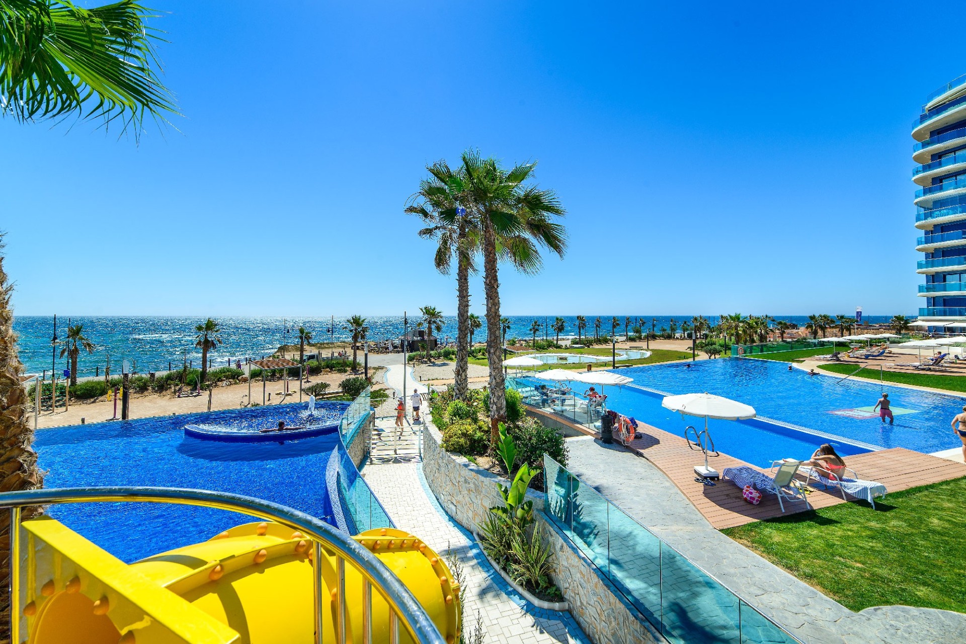 Resale - Wohnung / Appartement -
Torrevieja - Costa Blanca
