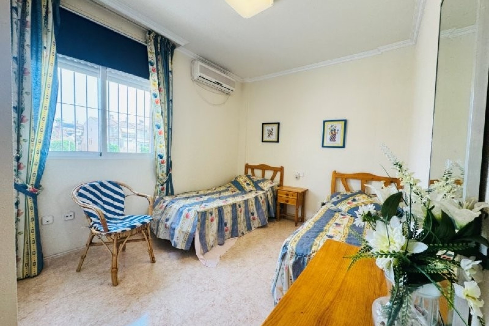 Resale - Wohnung / Appartement -
Torrevieja - Costa Blanca