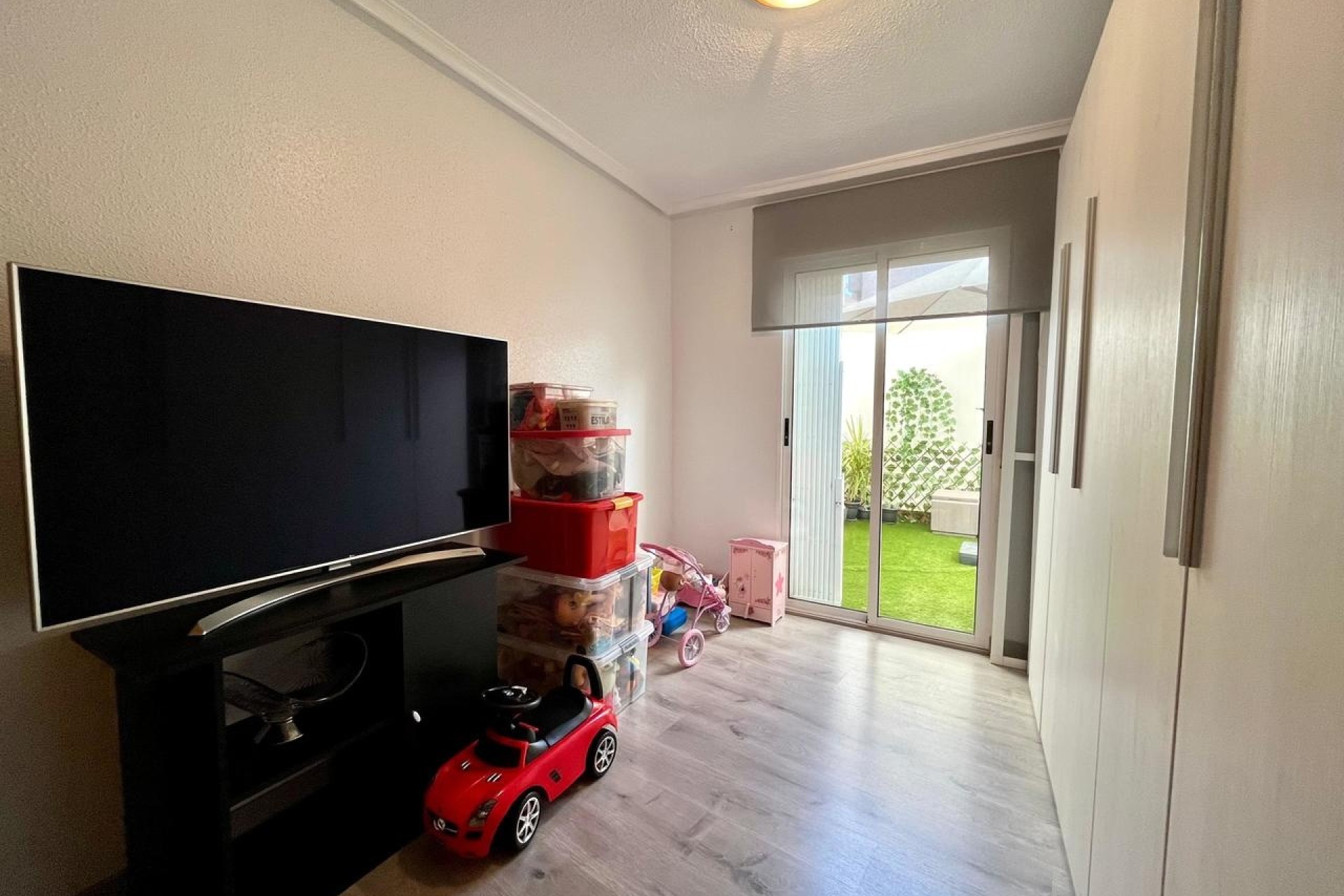 Resale - Wohnung / Appartement -
Torrevieja - Costa Blanca