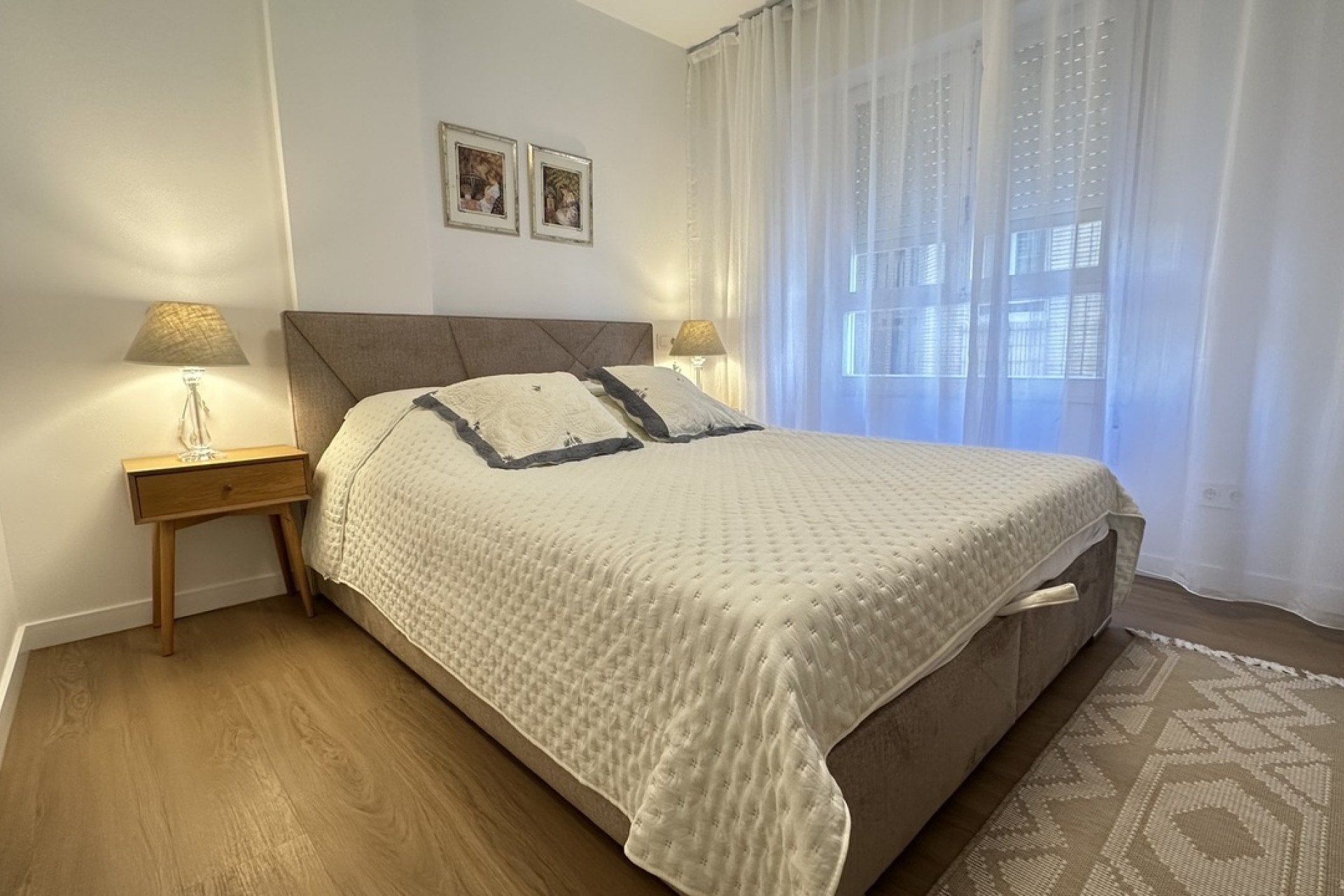 Resale - Wohnung / Appartement -
Torrevieja - Costa Blanca