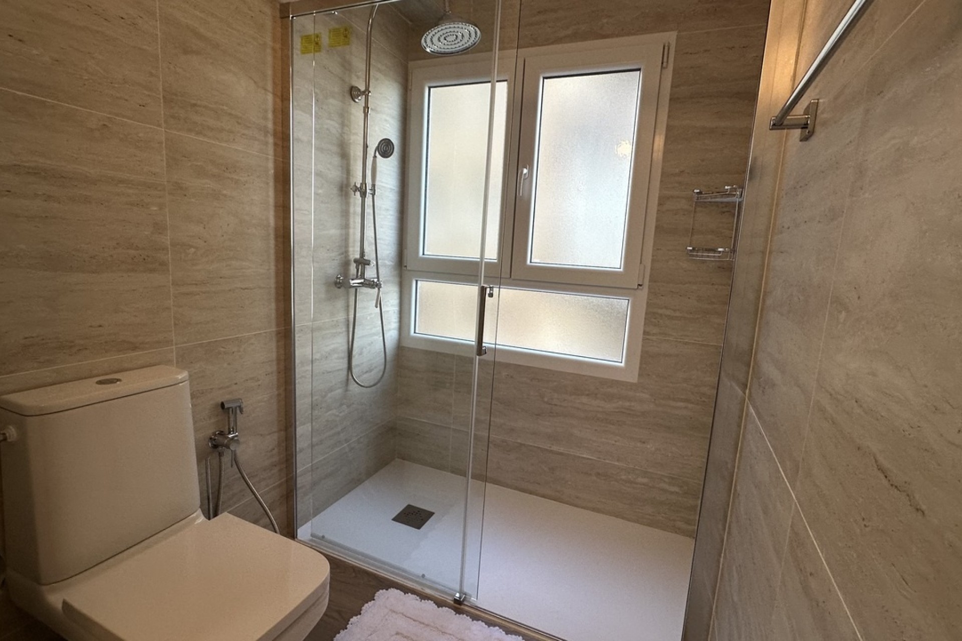 Resale - Wohnung / Appartement -
Torrevieja - Costa Blanca