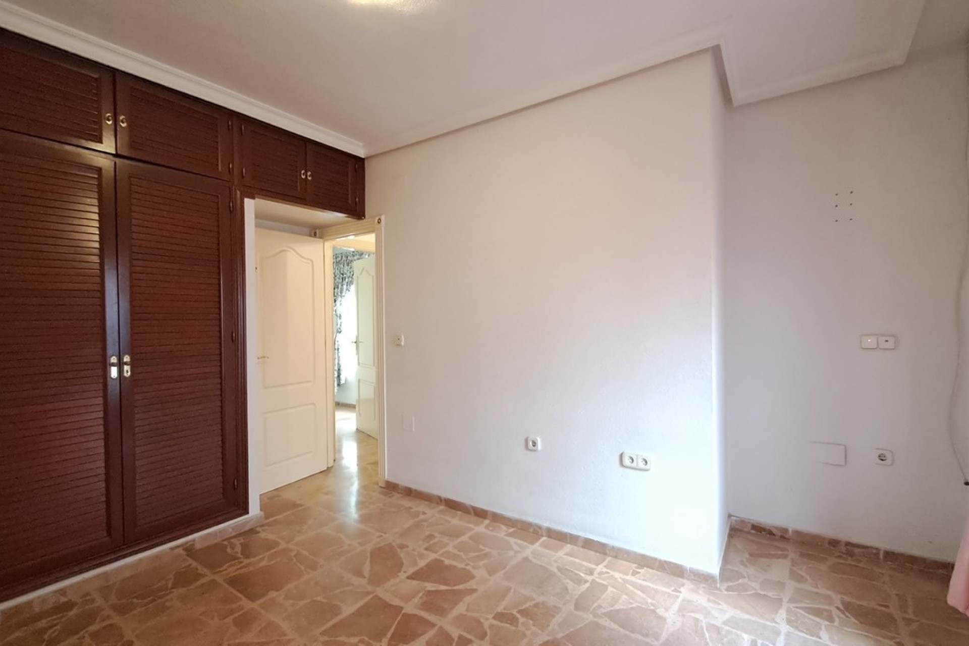 Resale - Wohnung / Appartement -
Torrevieja - Costa Blanca