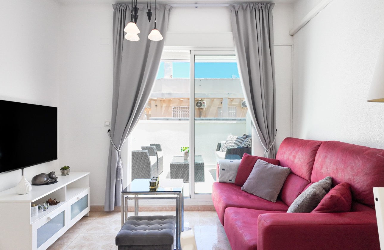 Resale - Wohnung / Appartement -
Torrevieja - Costa Blanca