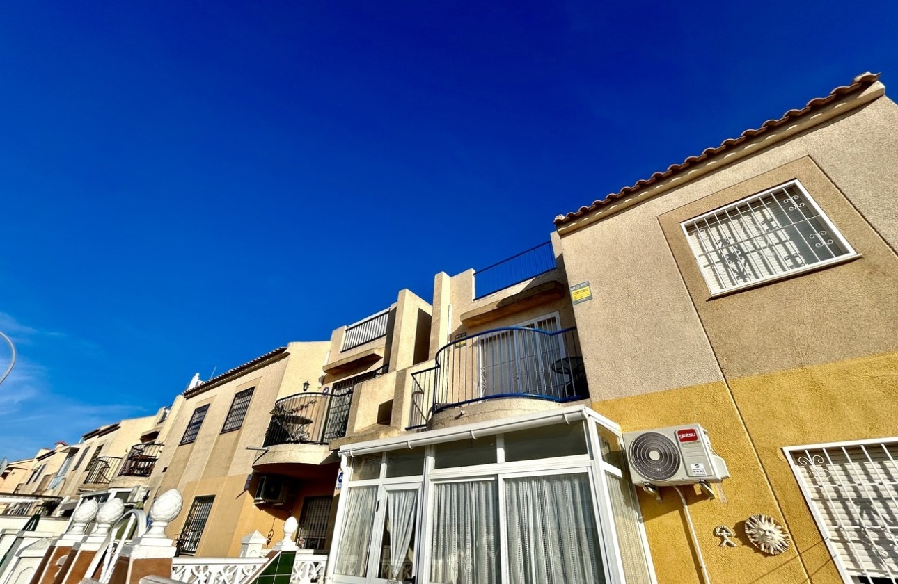Resale - Wohnung / Appartement -
Torrevieja - Costa Blanca