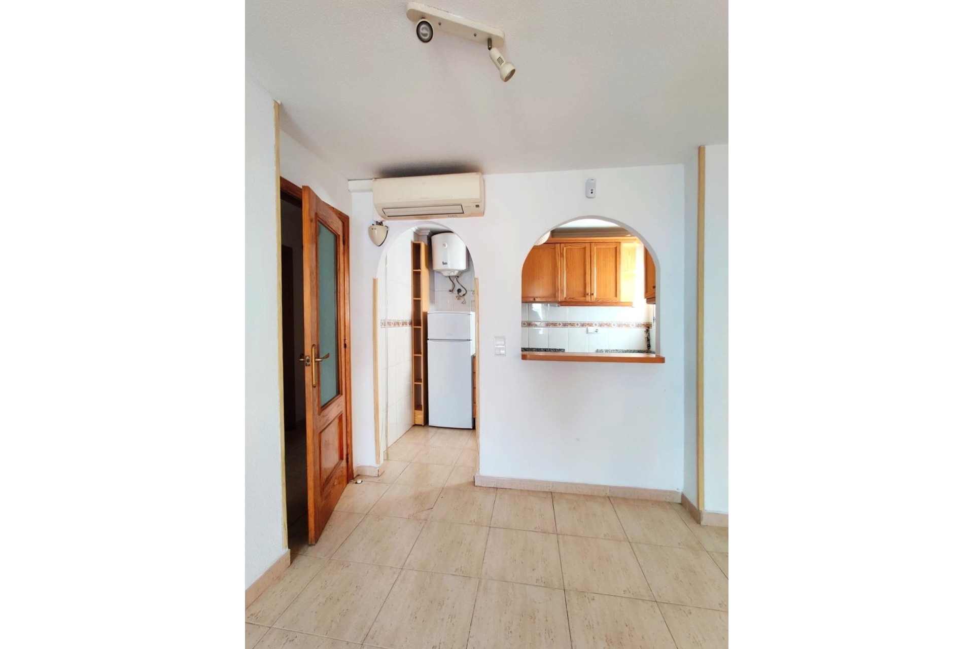 Resale - Wohnung / Appartement -
Torrevieja - Curva del Palangre