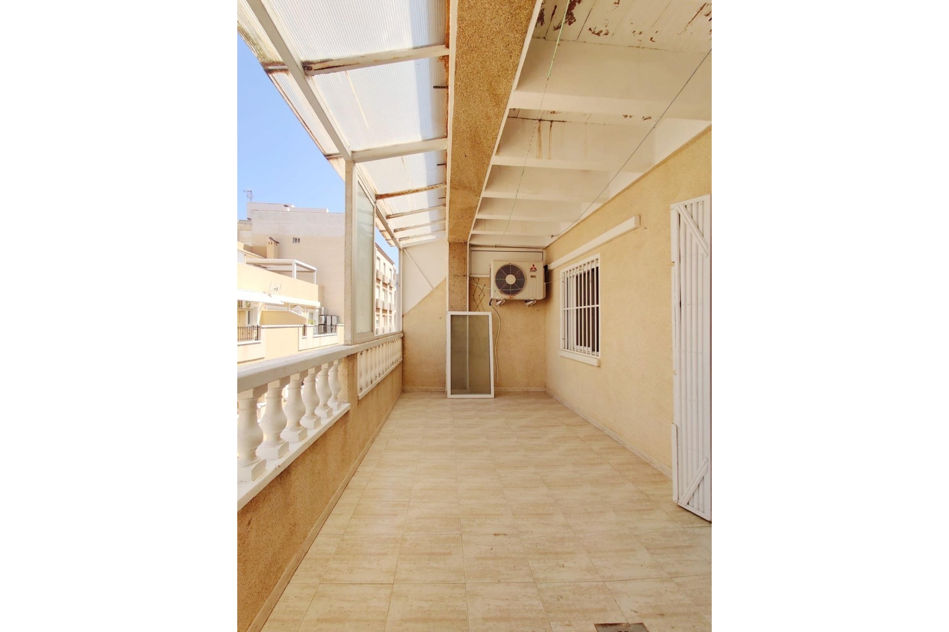 Resale - Wohnung / Appartement -
Torrevieja - Curva del Palangre