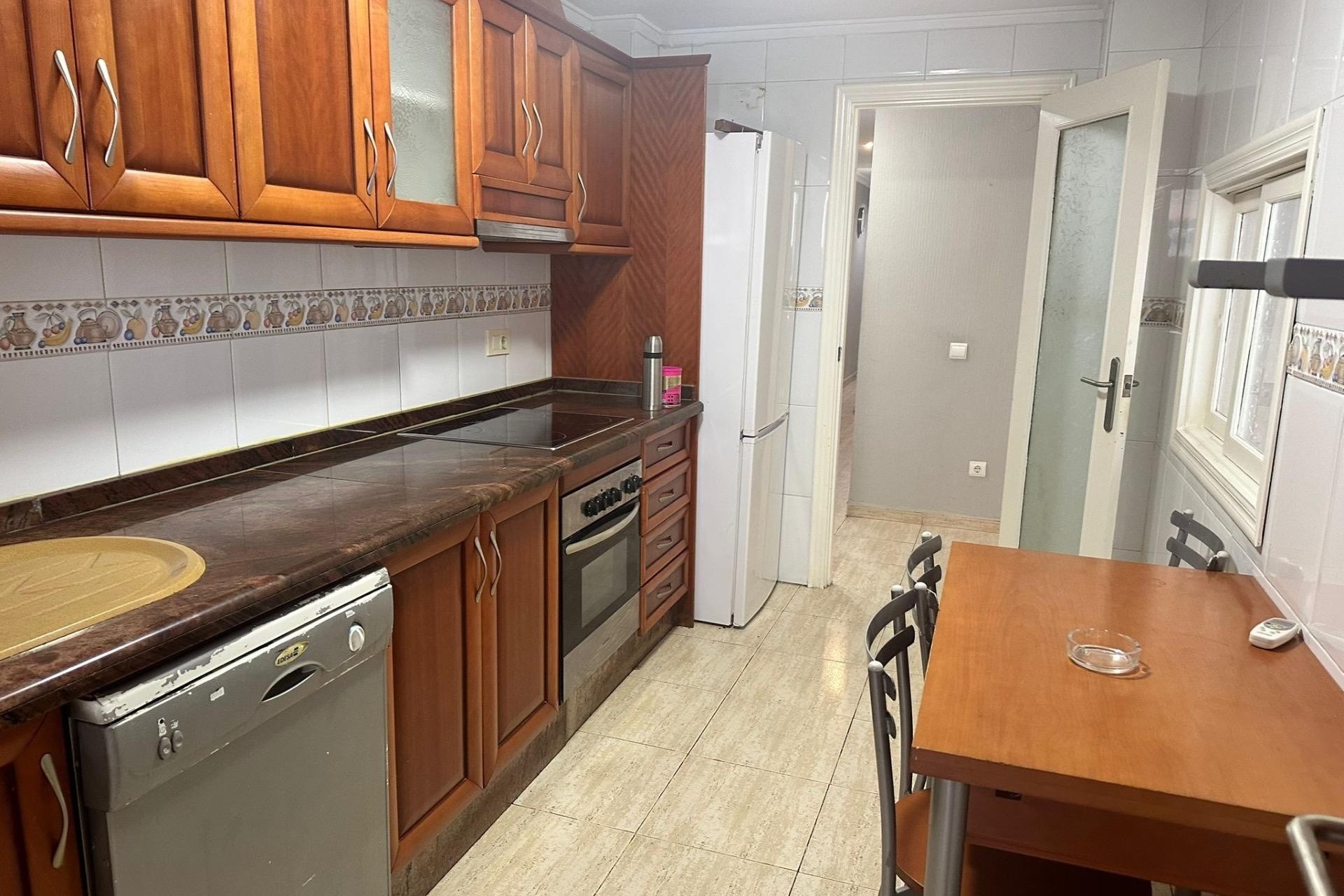 Resale - Wohnung / Appartement -
Torrevieja - El Acequión - Los Náufragos