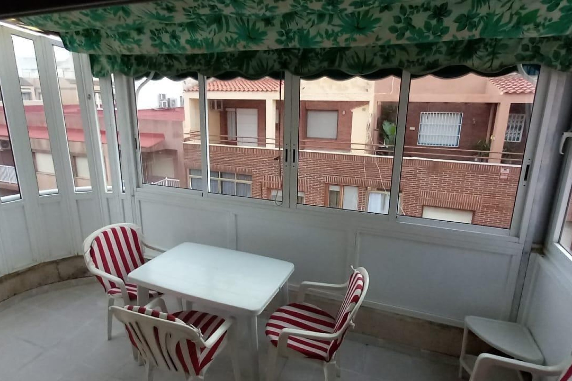 Resale - Wohnung / Appartement -
Torrevieja - El Acequión - Los Náufragos