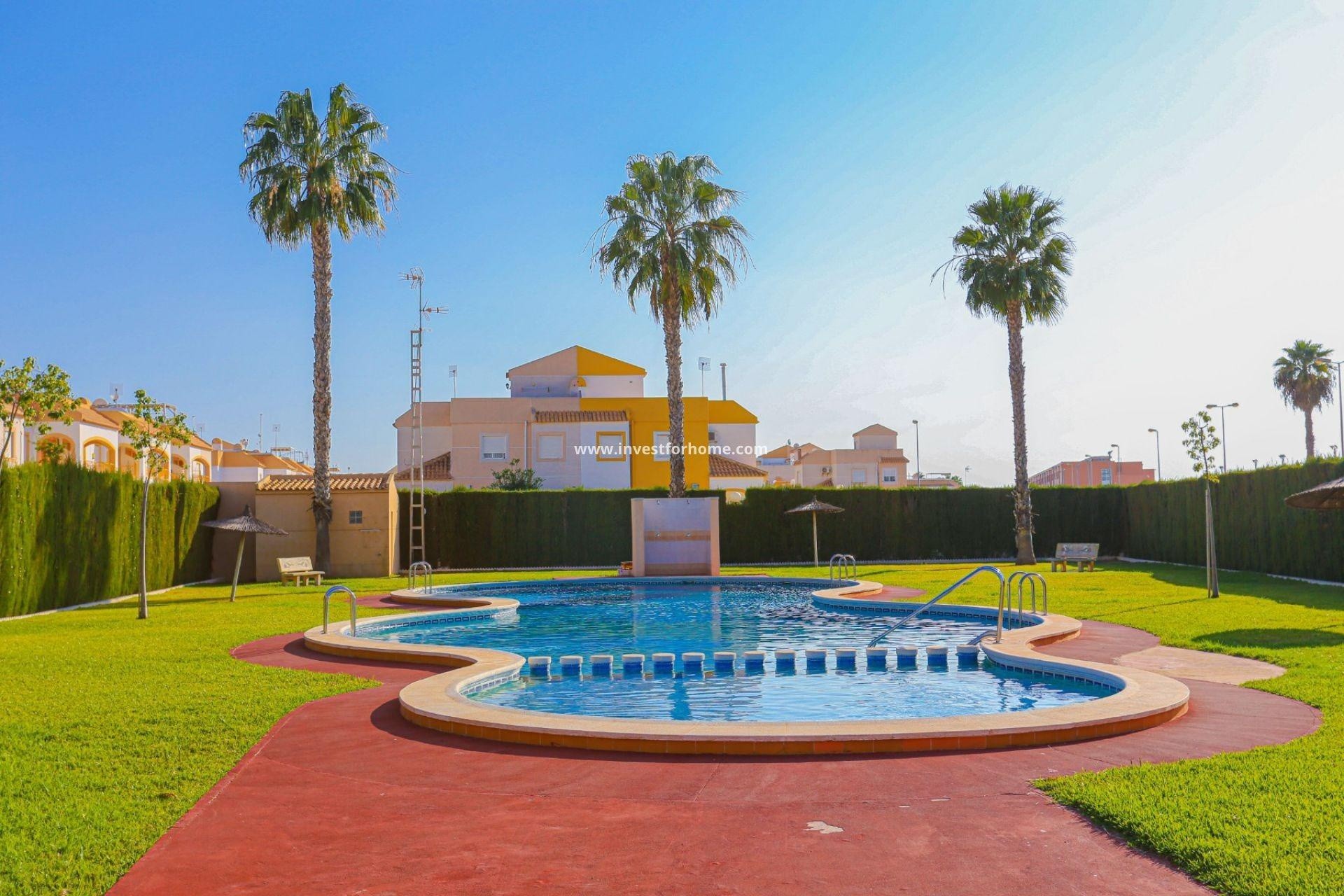 Resale - Wohnung / Appartement -
Torrevieja - El limonar