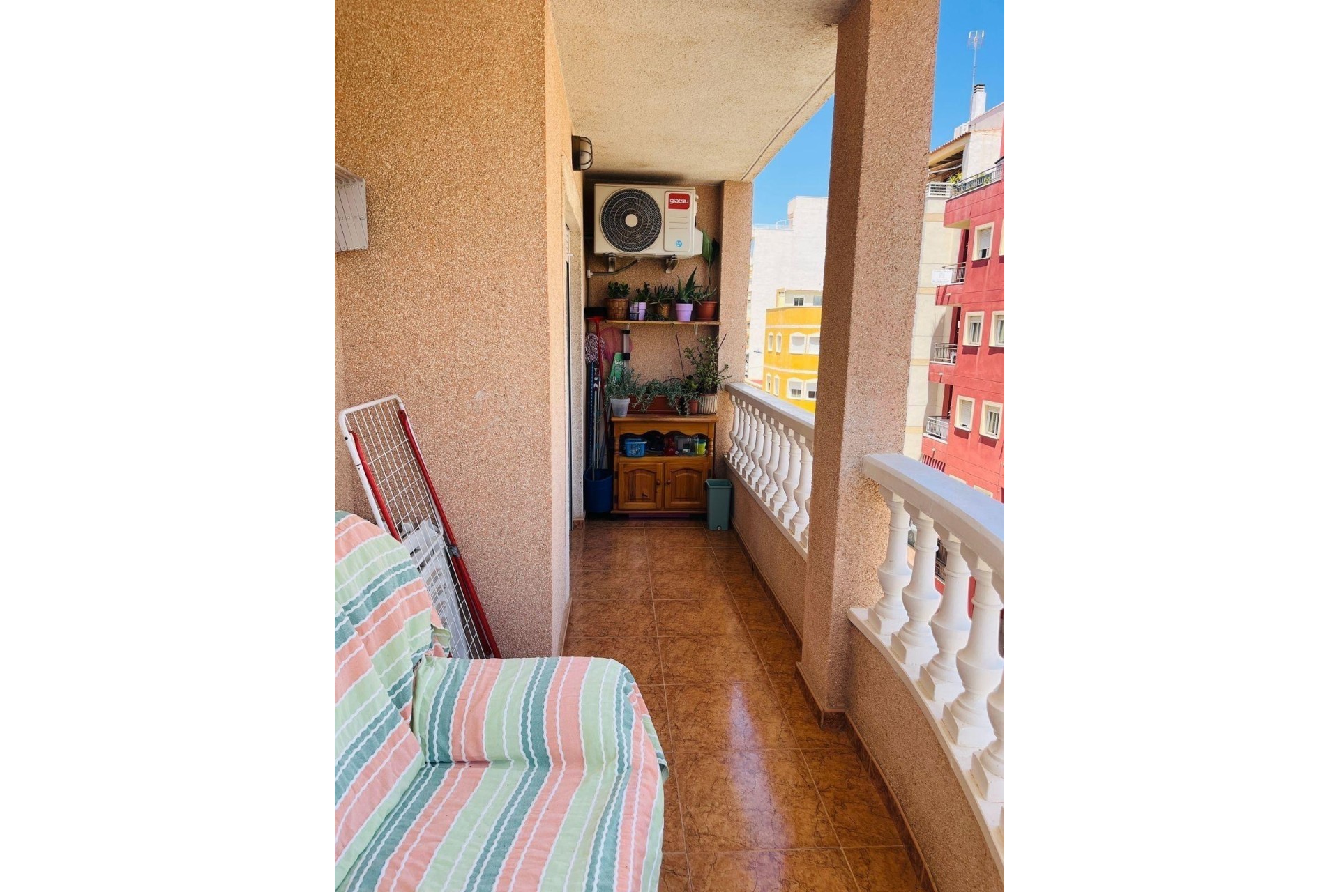Resale - Wohnung / Appartement -
Torrevieja - El molino