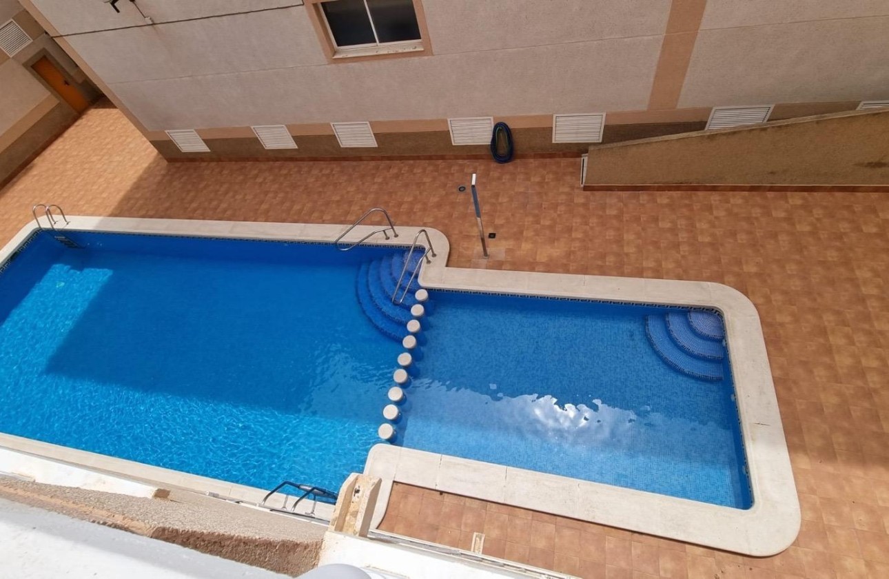Resale - Wohnung / Appartement -
Torrevieja - El molino