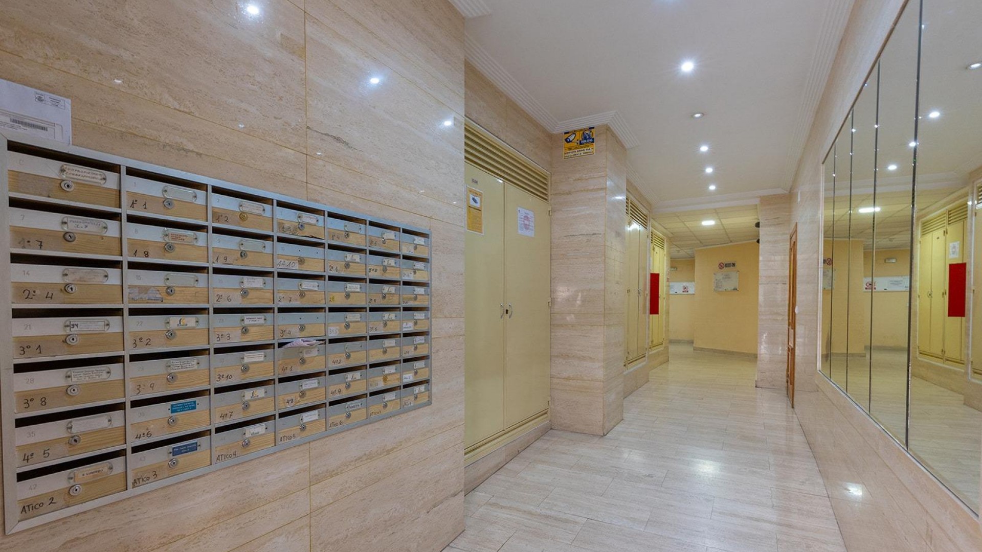 Resale - Wohnung Appartement -
Torrevieja - Estacion de autobuses