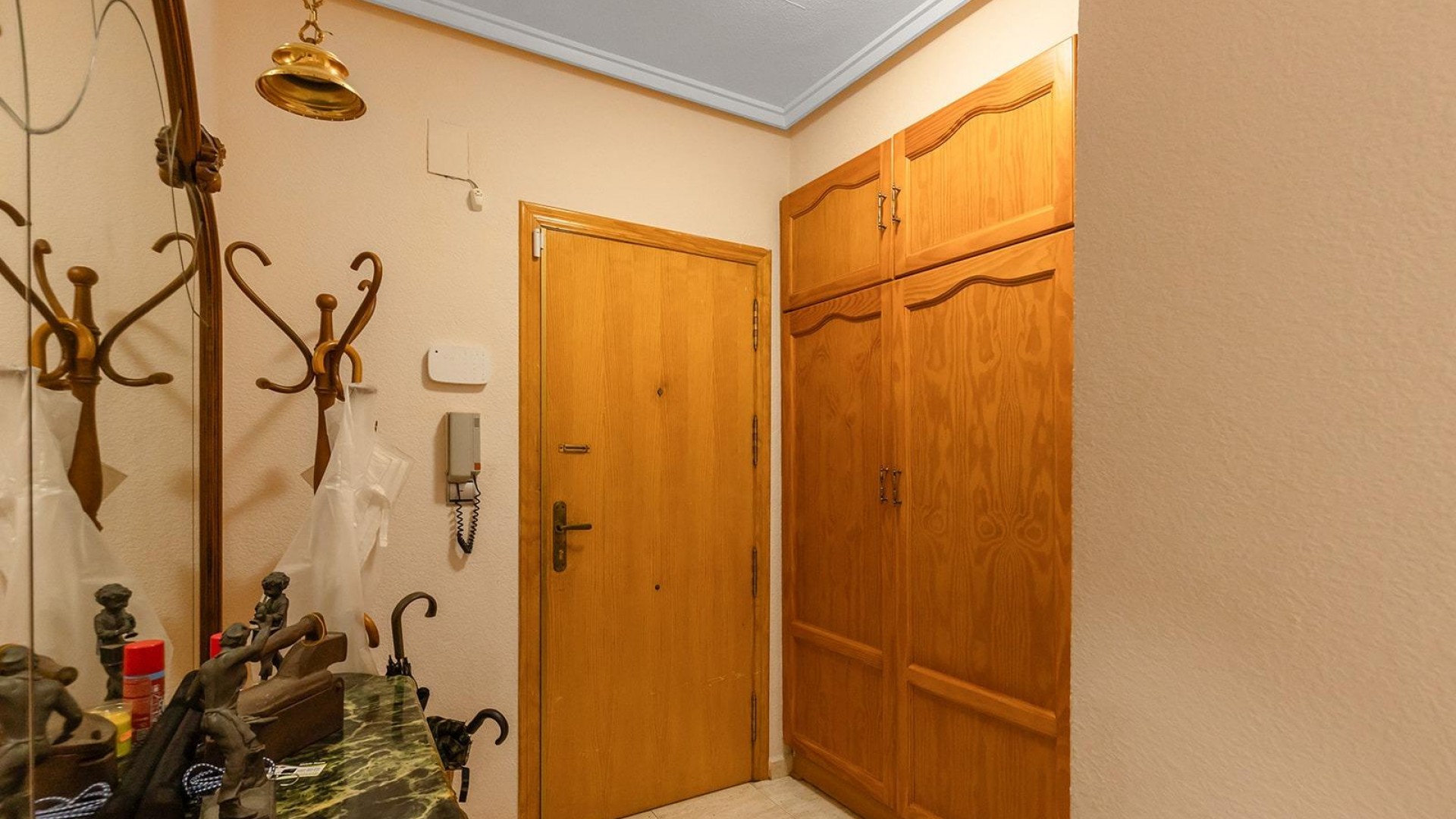 Resale - Wohnung Appartement -
Torrevieja - Estacion de autobuses