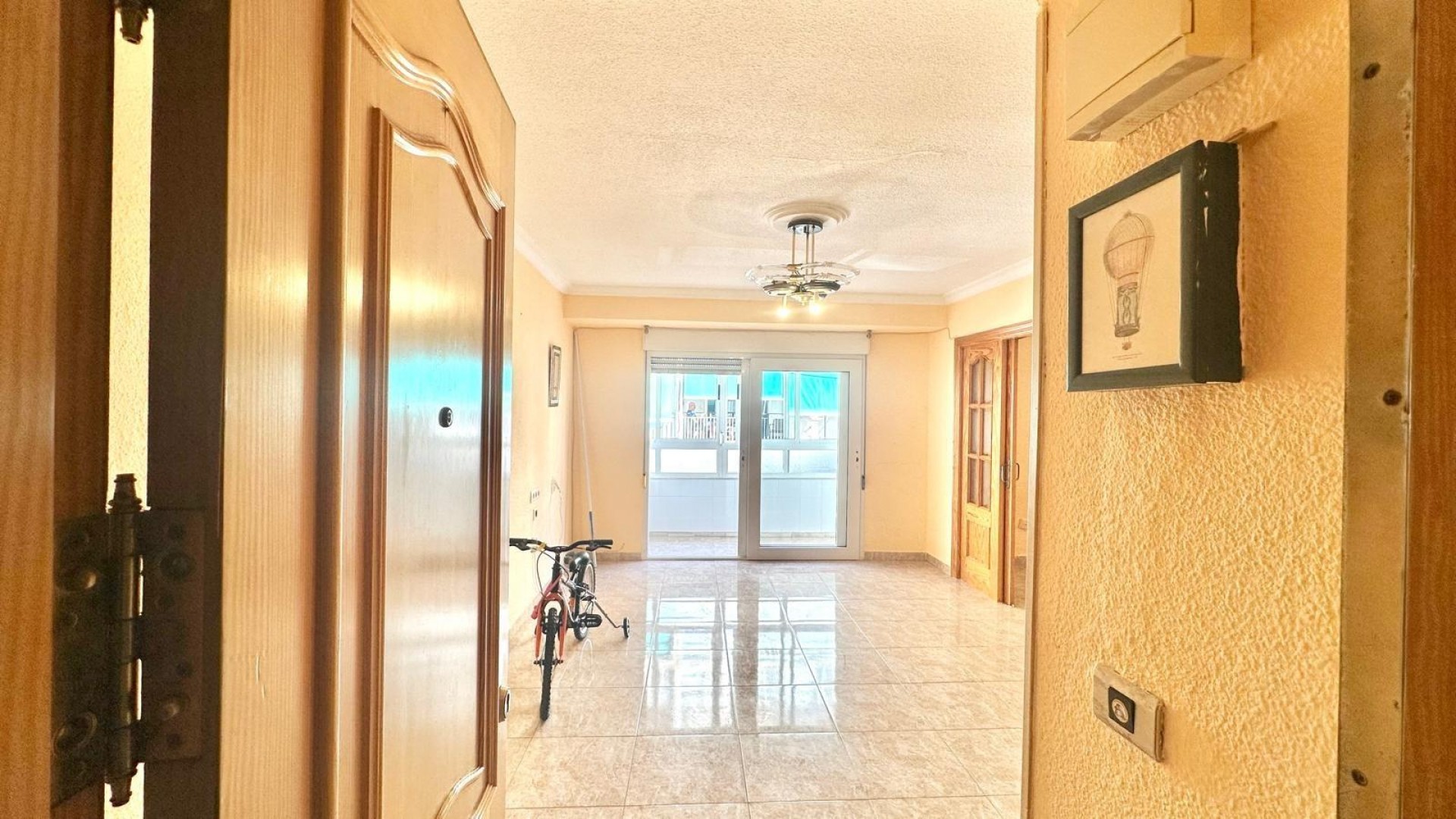 Resale - Wohnung Appartement -
Torrevieja - Estacion de autobuses