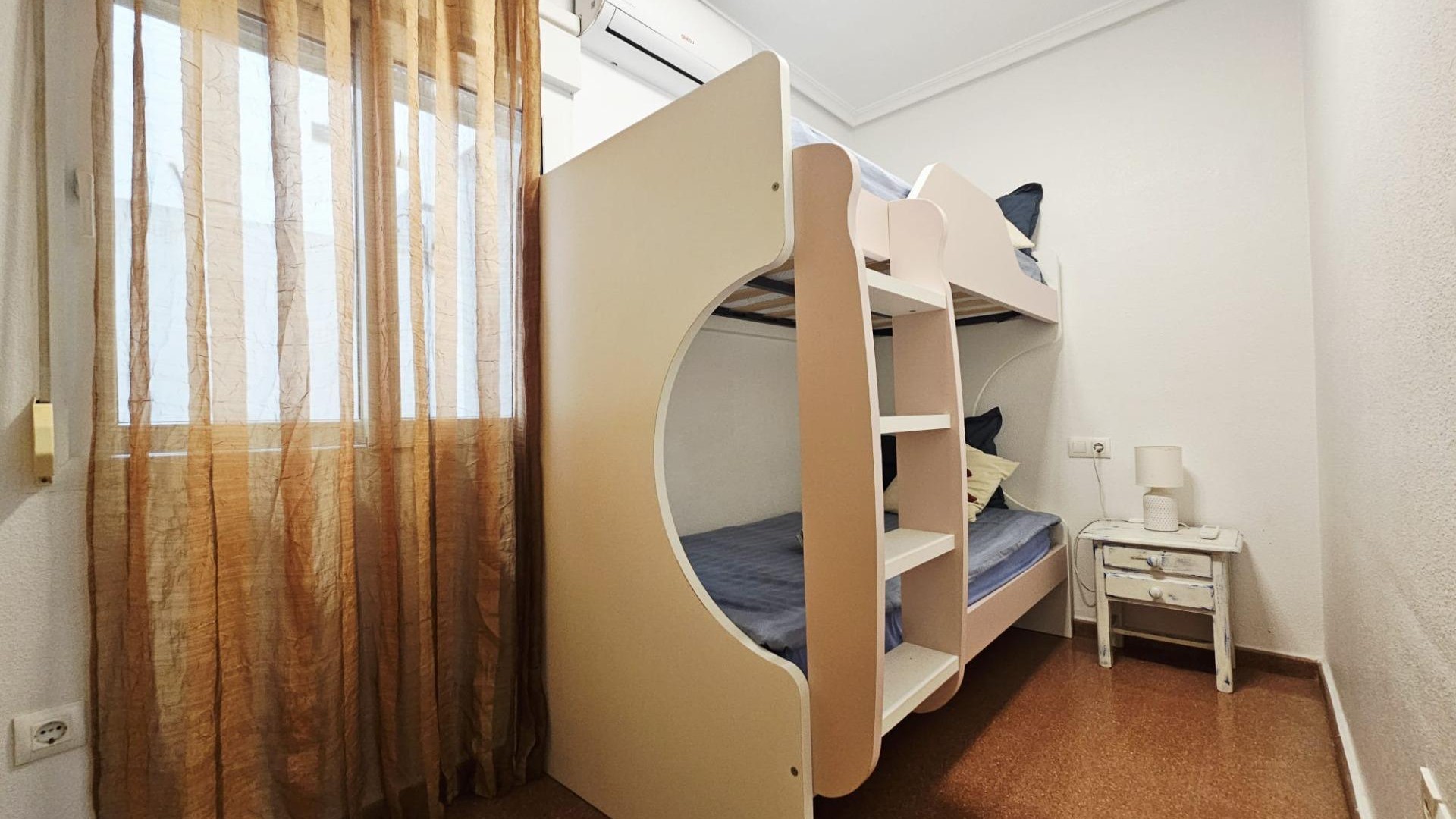 Resale - Wohnung Appartement -
Torrevieja - Estacion de autobuses