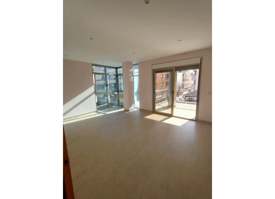 Resale - Wohnung Appartement -
Torrevieja - Estacion de autobuses