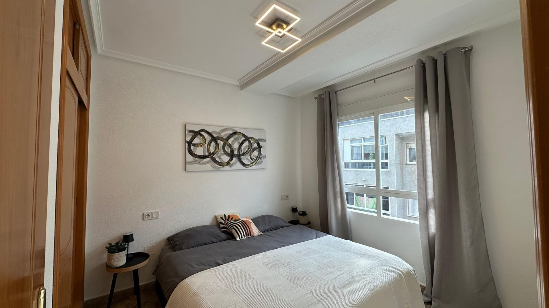 Resale - Wohnung Appartement -
Torrevieja - Estacion de autobuses