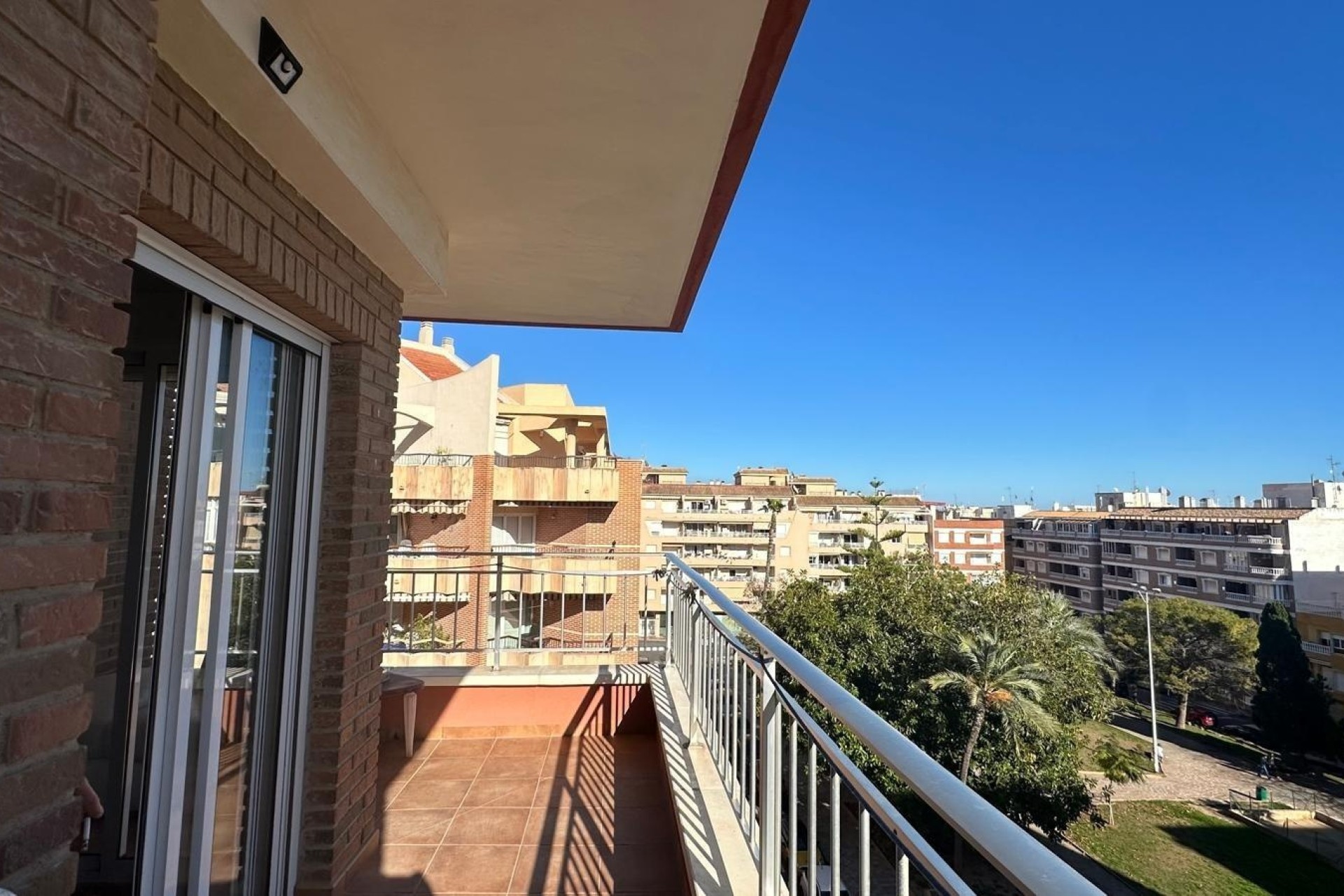 Resale - Wohnung Appartement -
Torrevieja - Estacion de autobuses