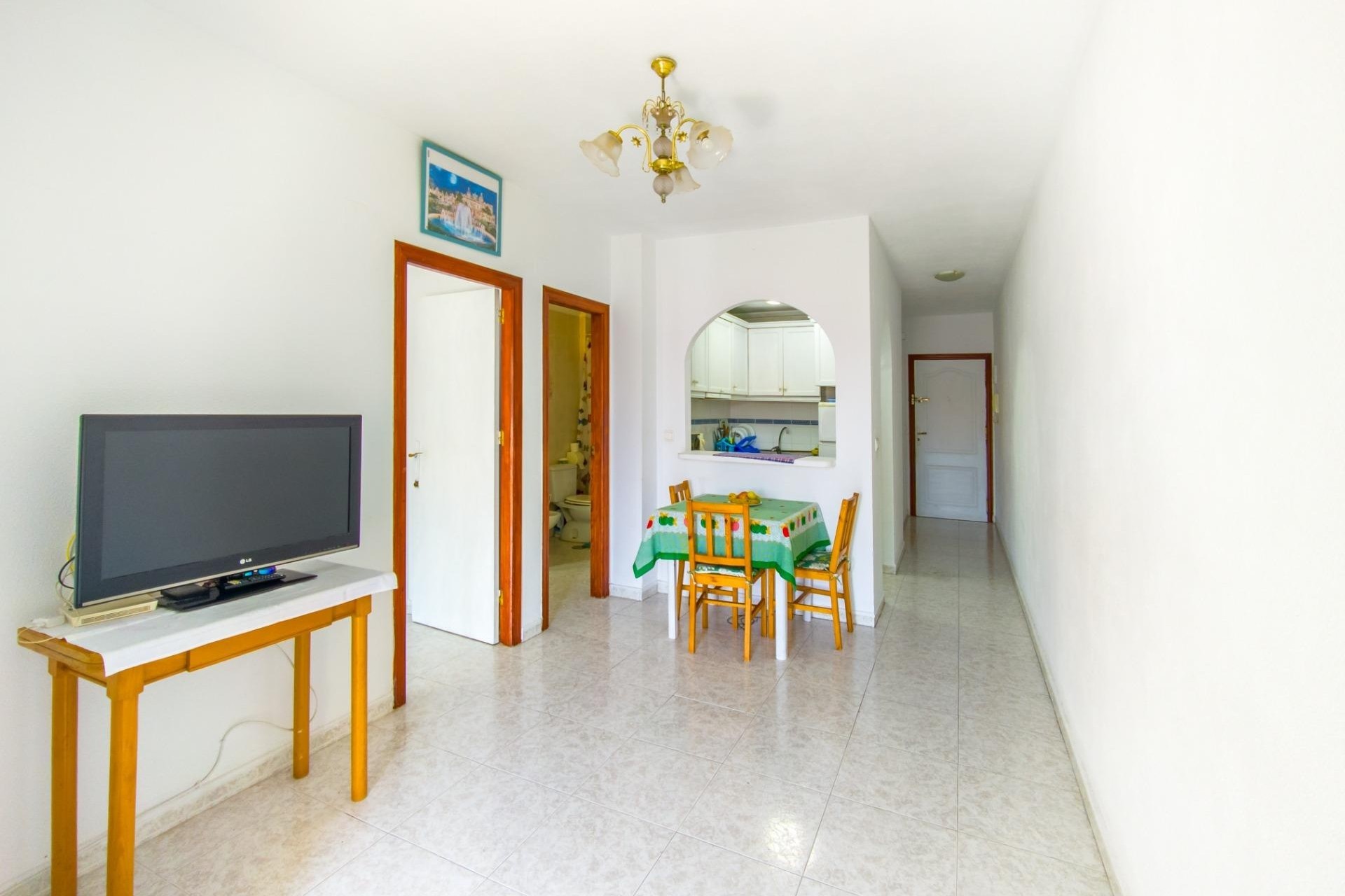 Resale - Wohnung / Appartement -
Torrevieja - Estacion de autobuses