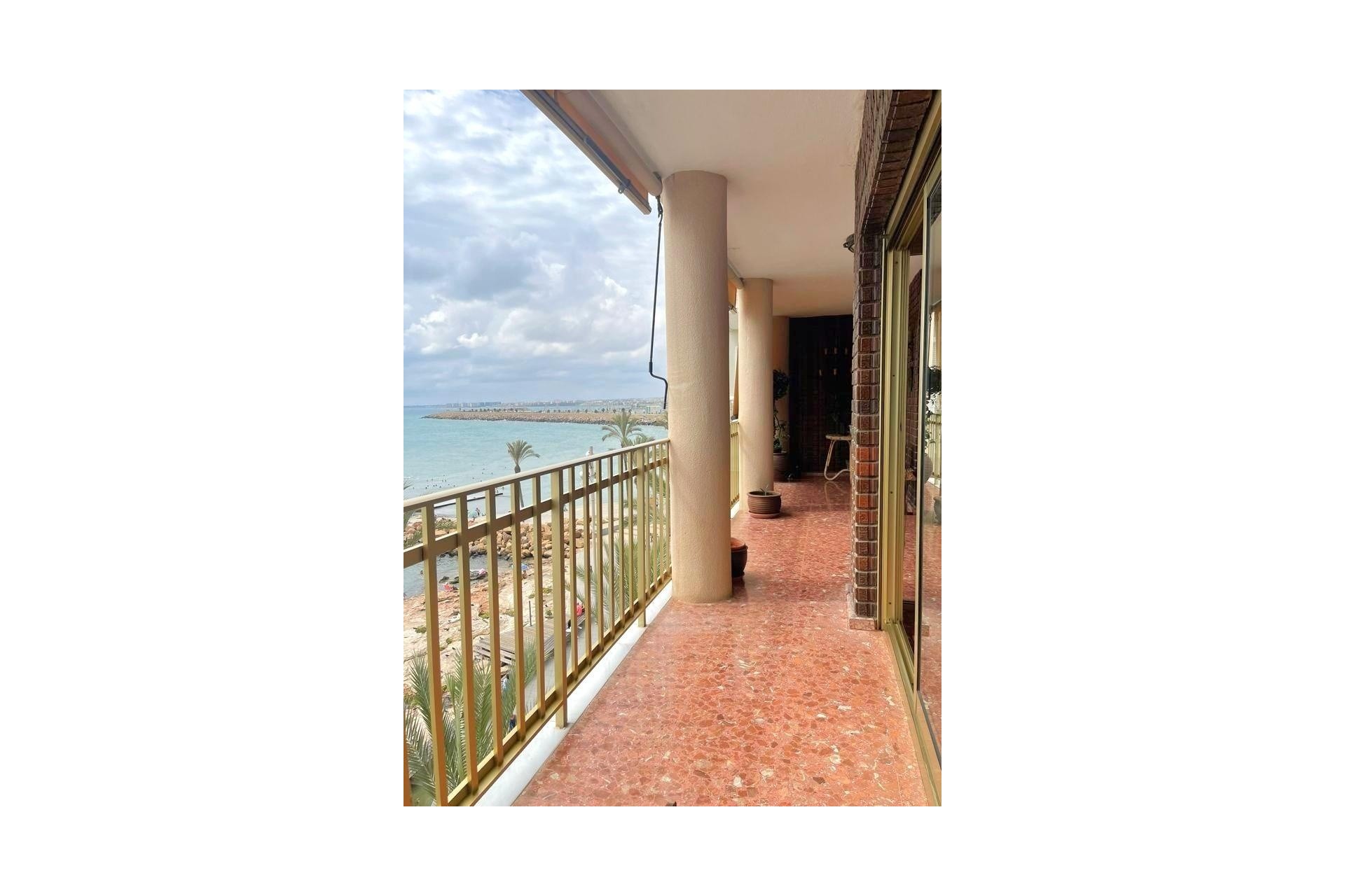 Resale - Wohnung / Appartement -
Torrevieja - Estacion de autobuses