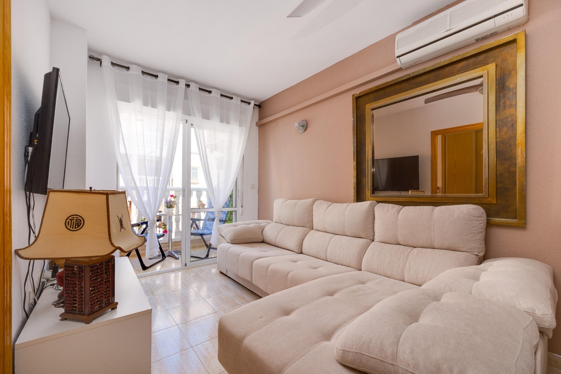 Resale - Wohnung / Appartement -
Torrevieja - Estacion de autobuses