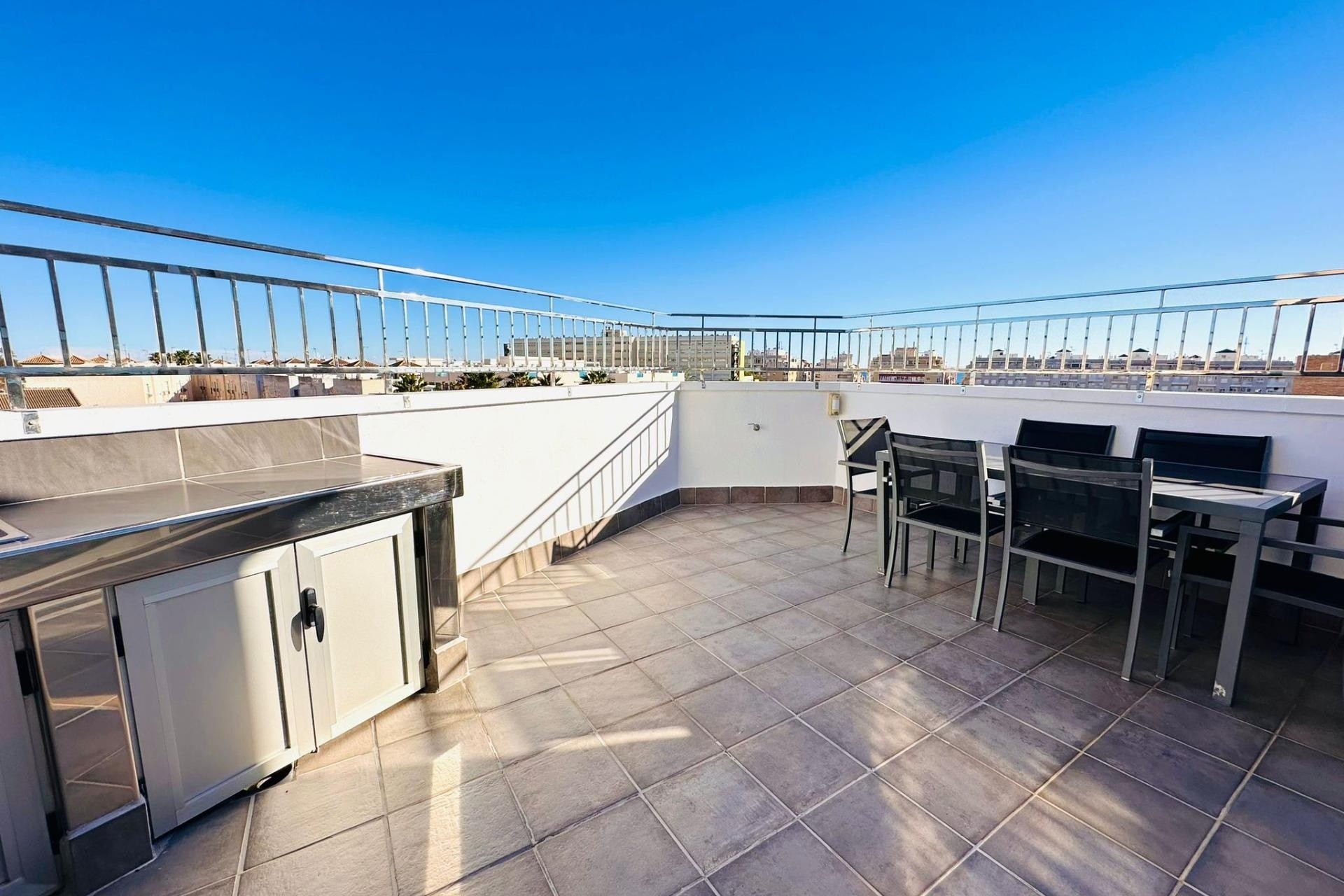 Resale - Wohnung / Appartement -
Torrevieja - Estacion de autobuses