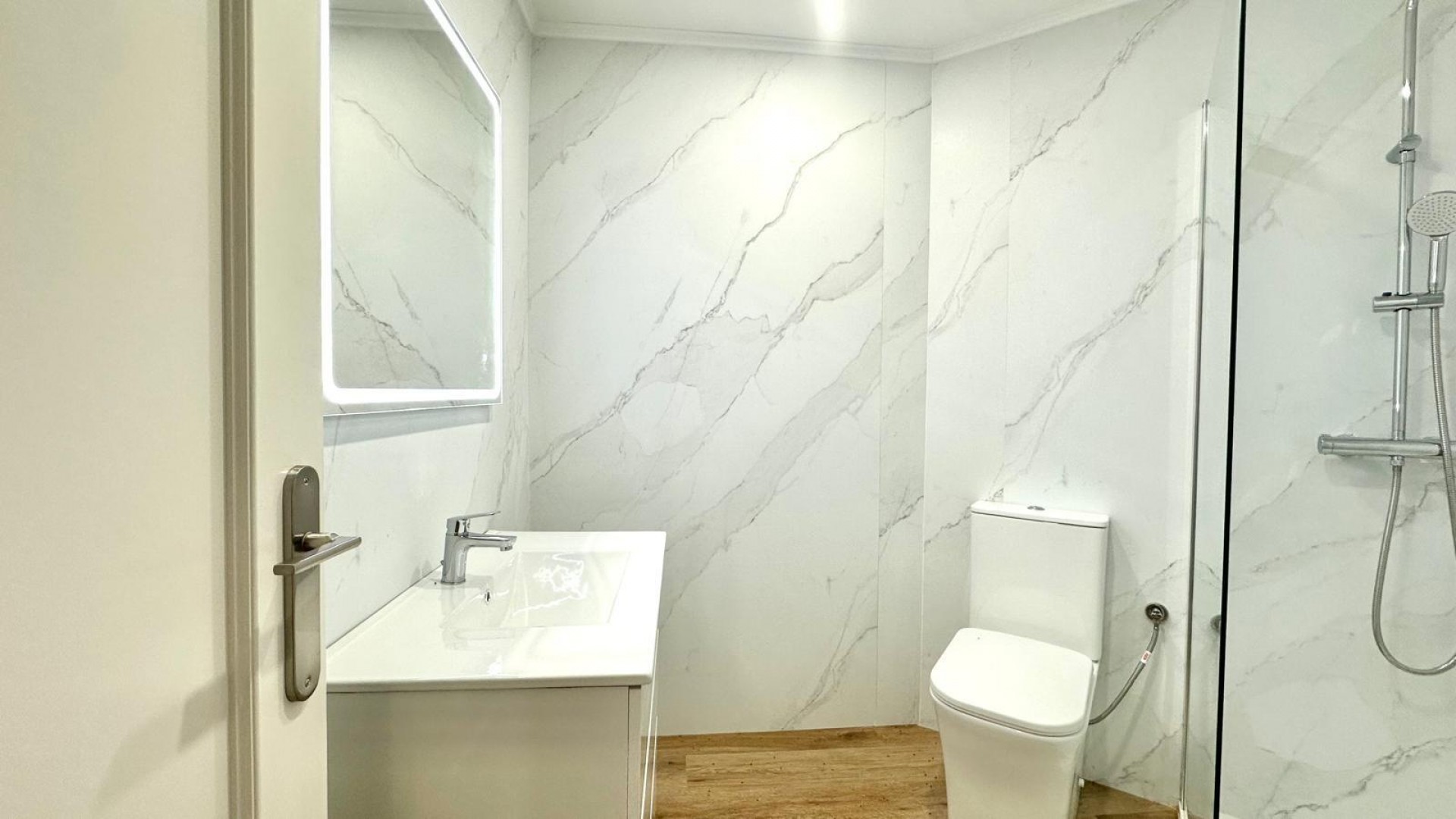 Resale - Wohnung Appartement -
Torrevieja - La Mata pueblo