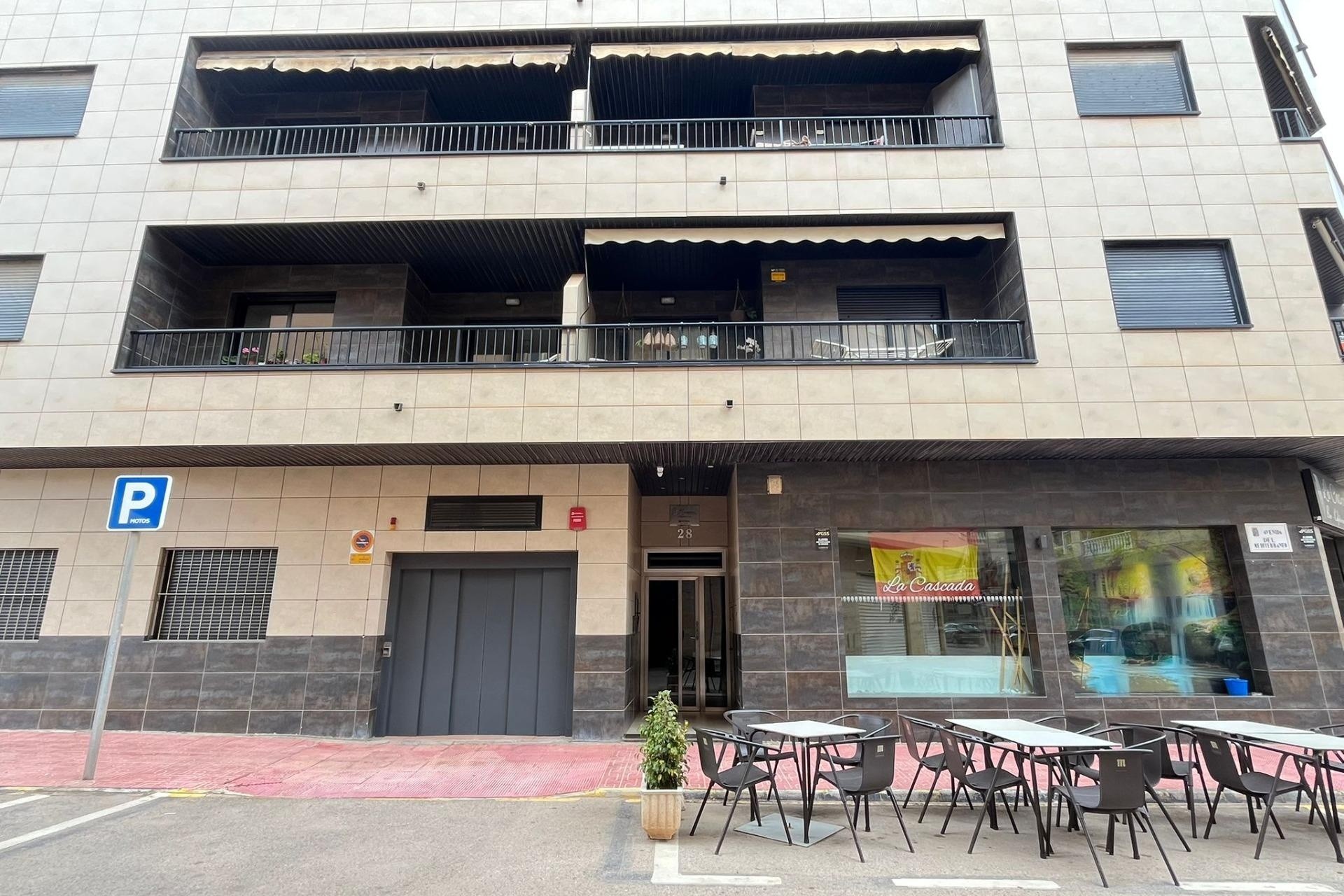 Resale - Wohnung / Appartement -
Torrevieja - La Mata pueblo