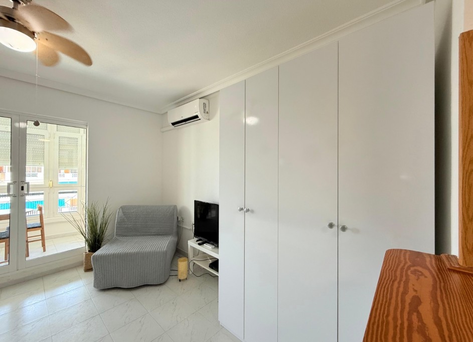 Resale - Wohnung Appartement -
Torrevieja - La Mata