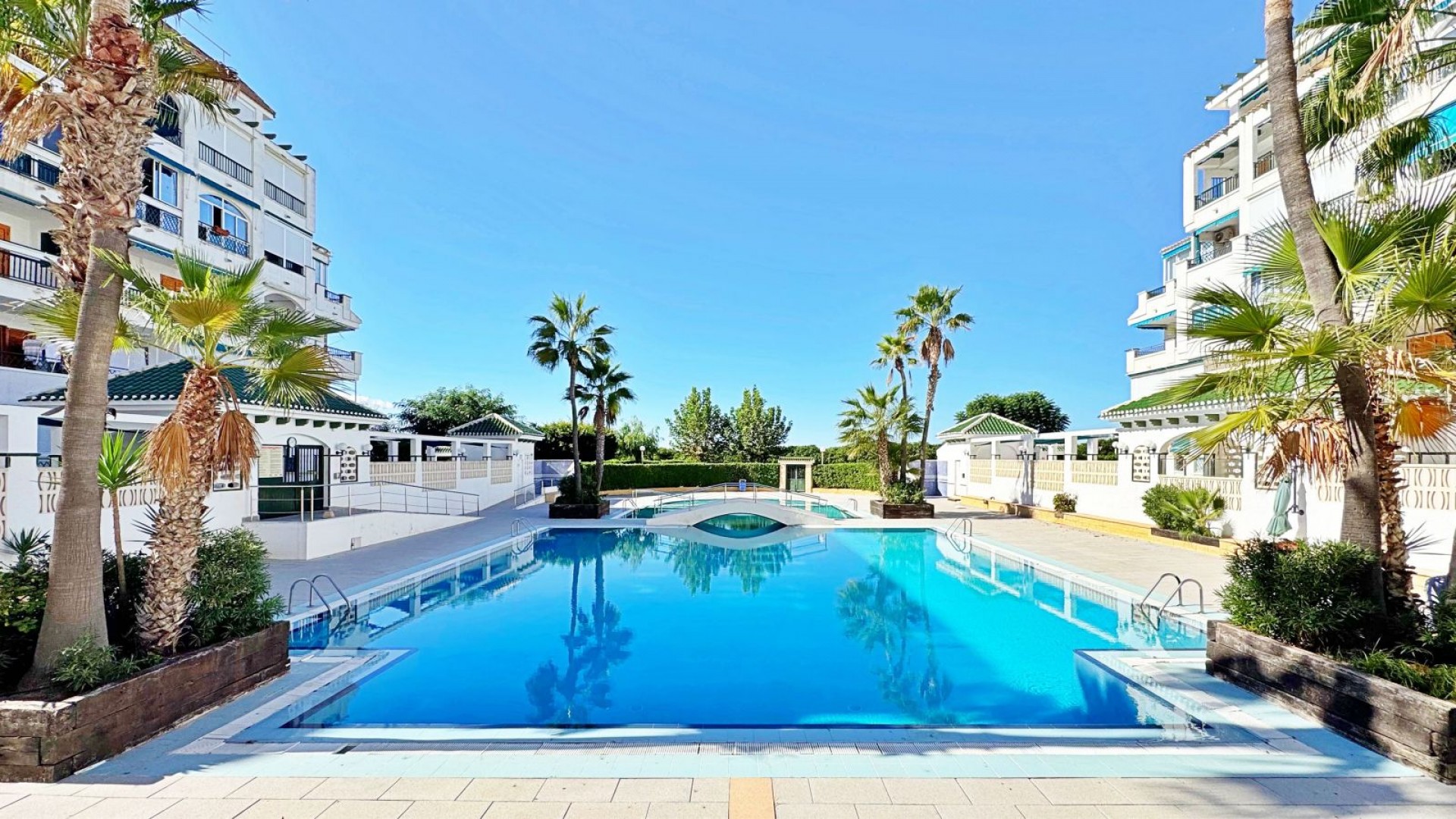 Resale - Wohnung Appartement -
Torrevieja - La Mata