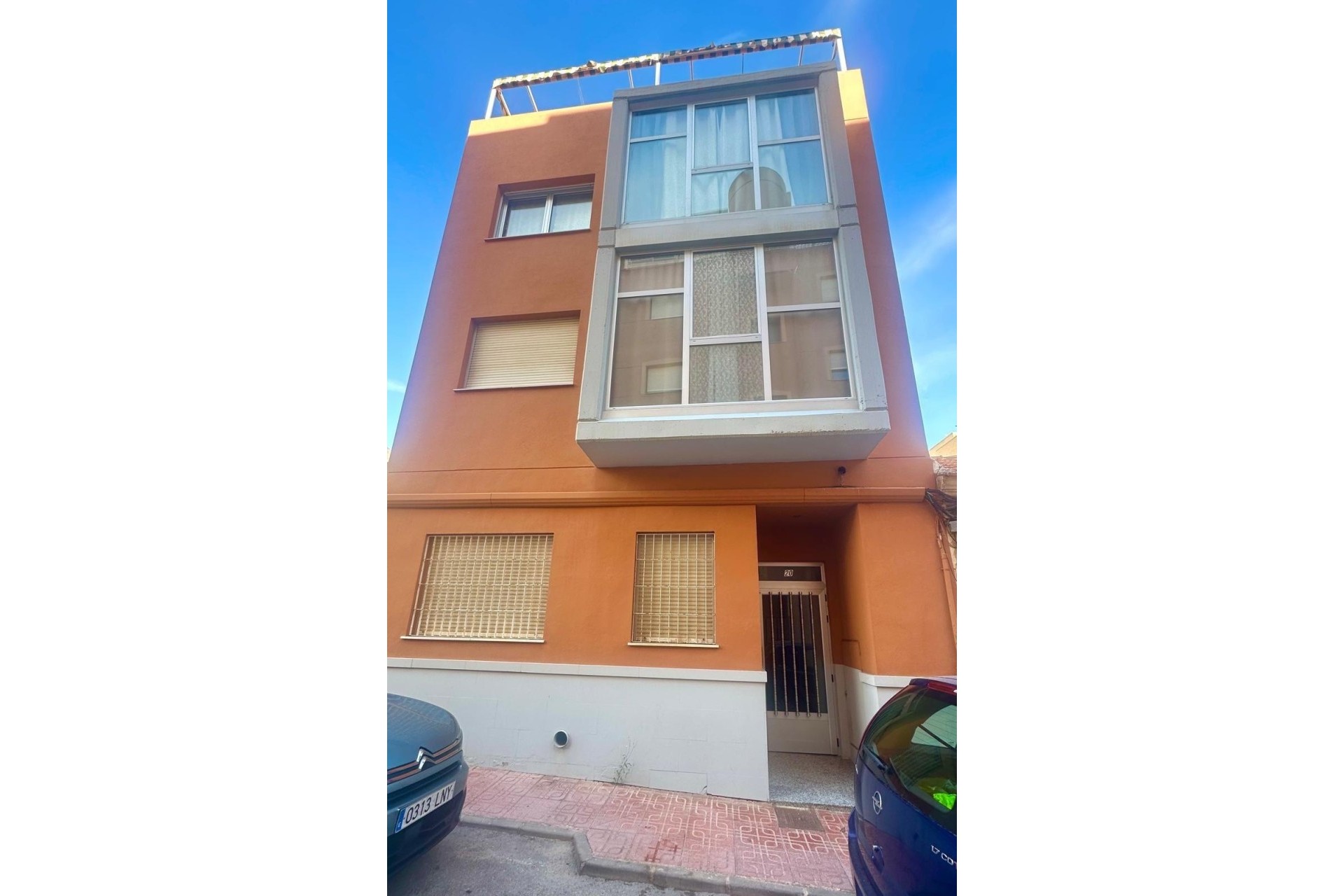 Resale - Wohnung / Appartement -
Torrevieja - La Mata