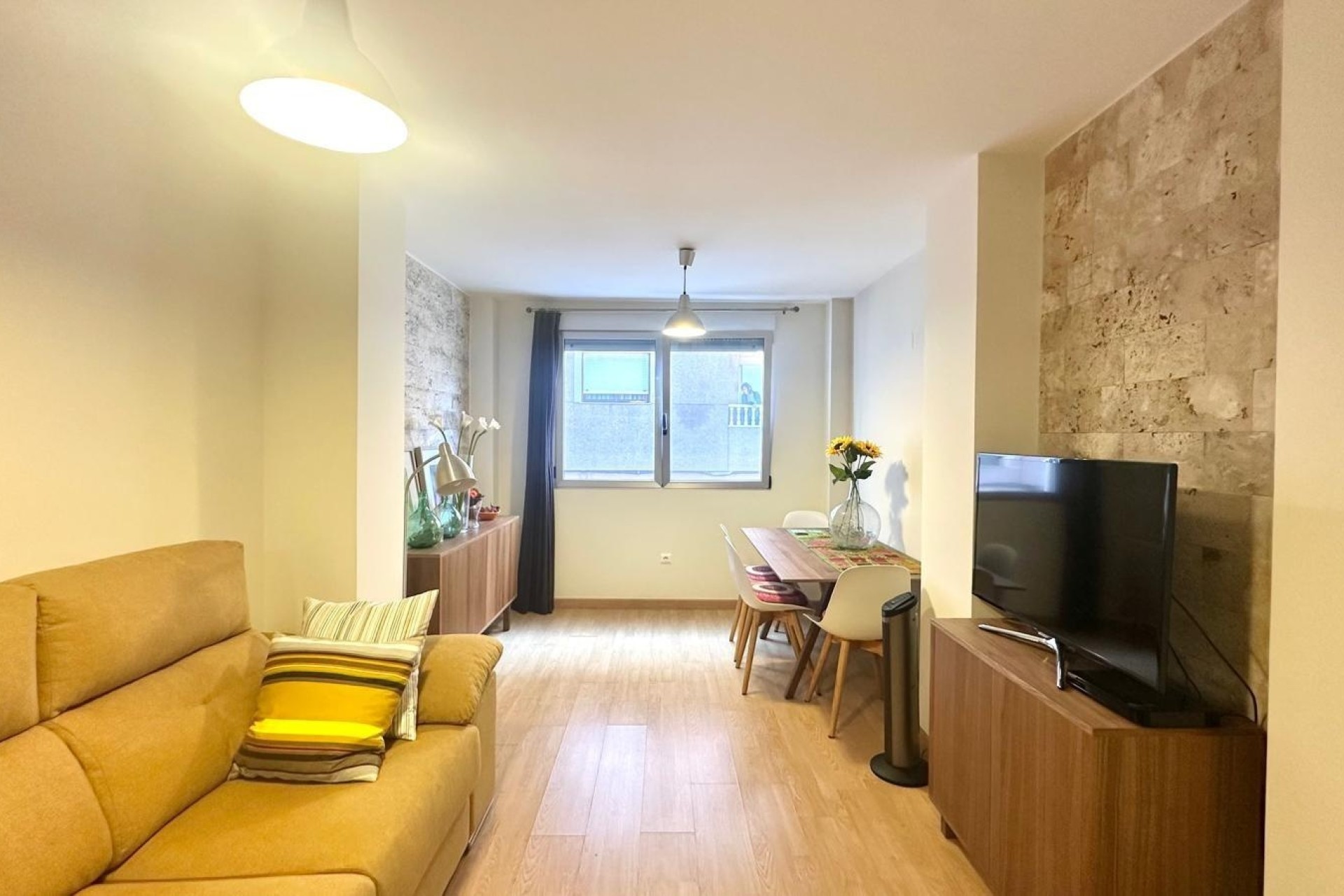 Resale - Wohnung / Appartement -
Torrevieja - La Mata