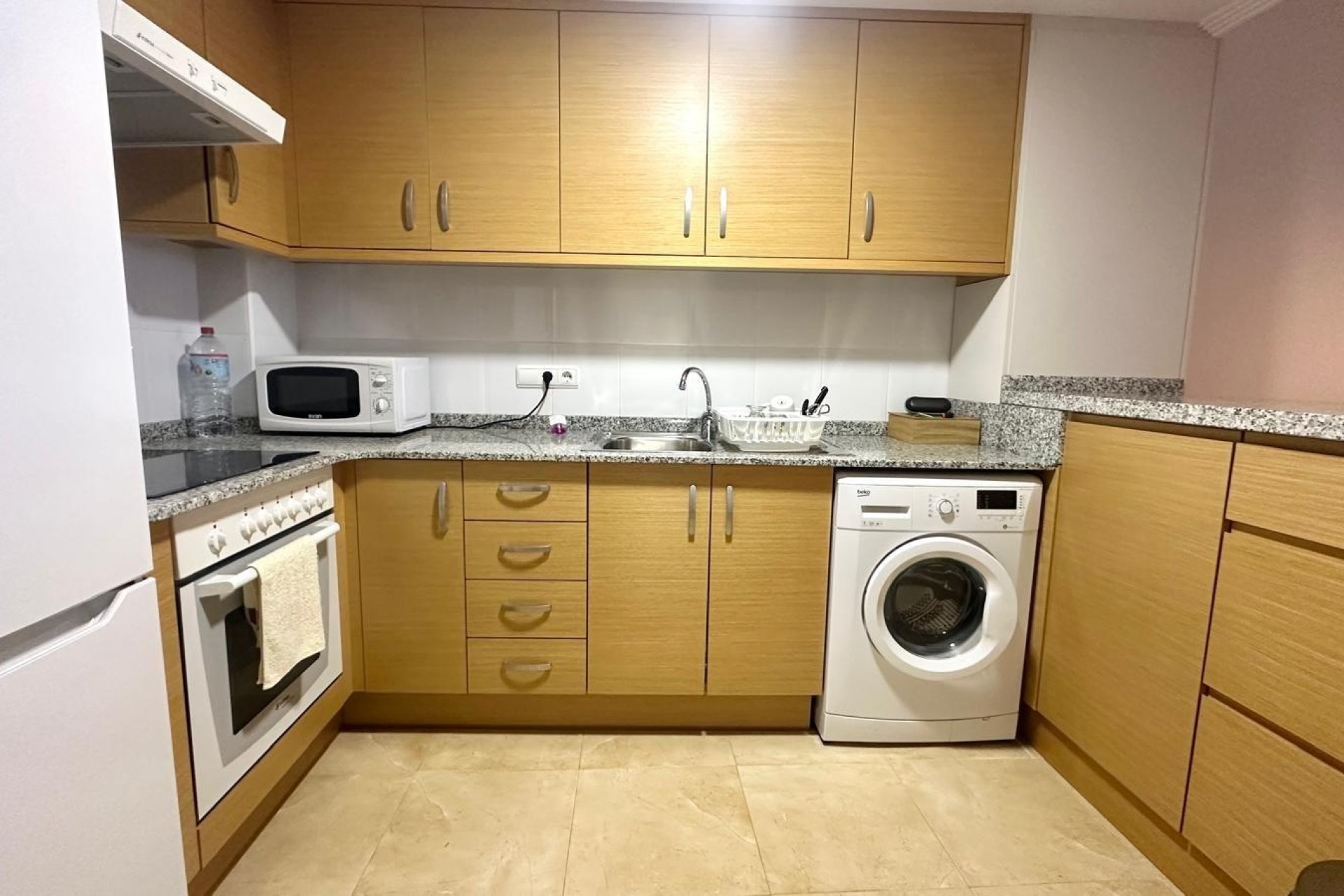 Resale - Wohnung / Appartement -
Torrevieja - La Mata