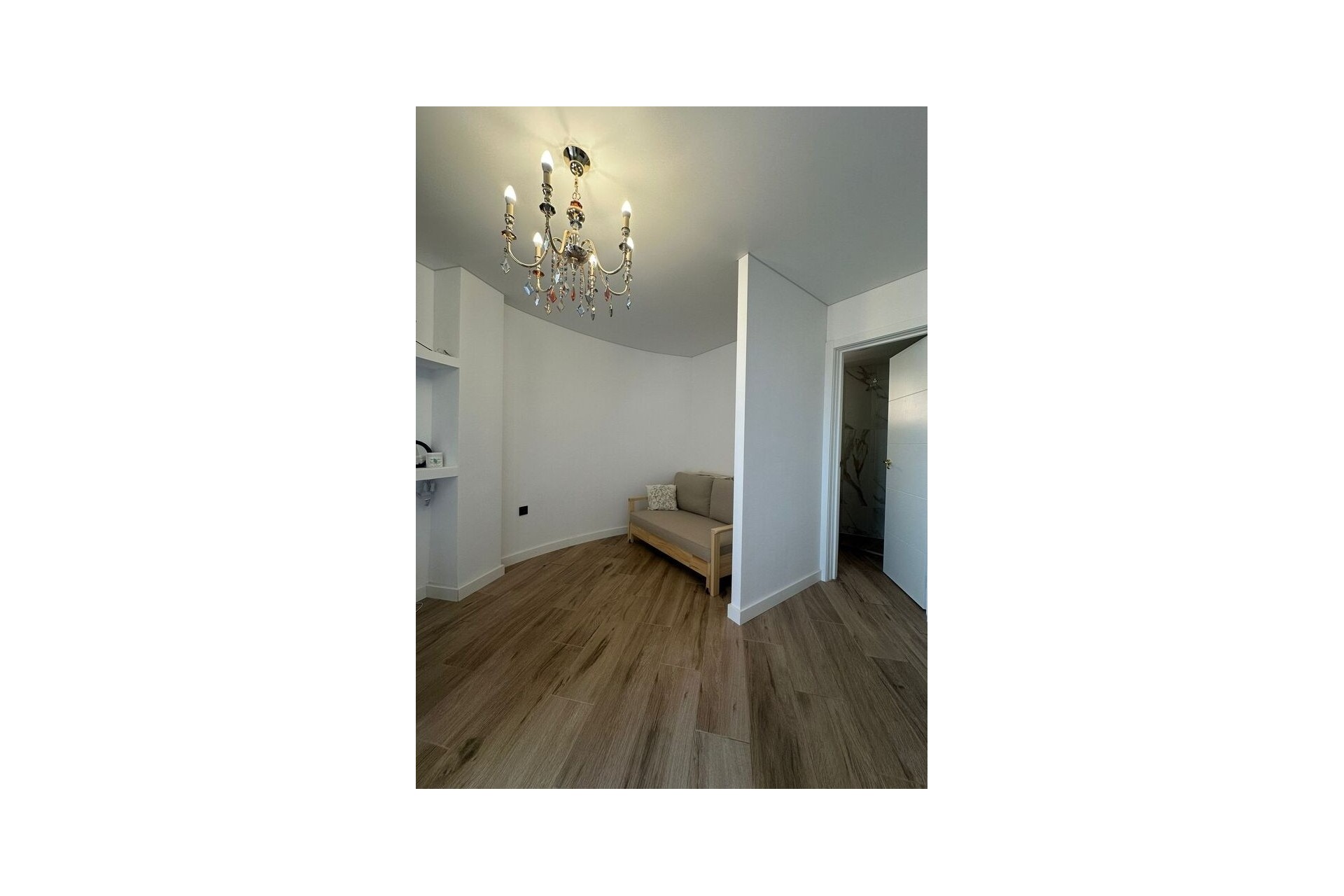 Resale - Wohnung / Appartement -
Torrevieja - La Mata