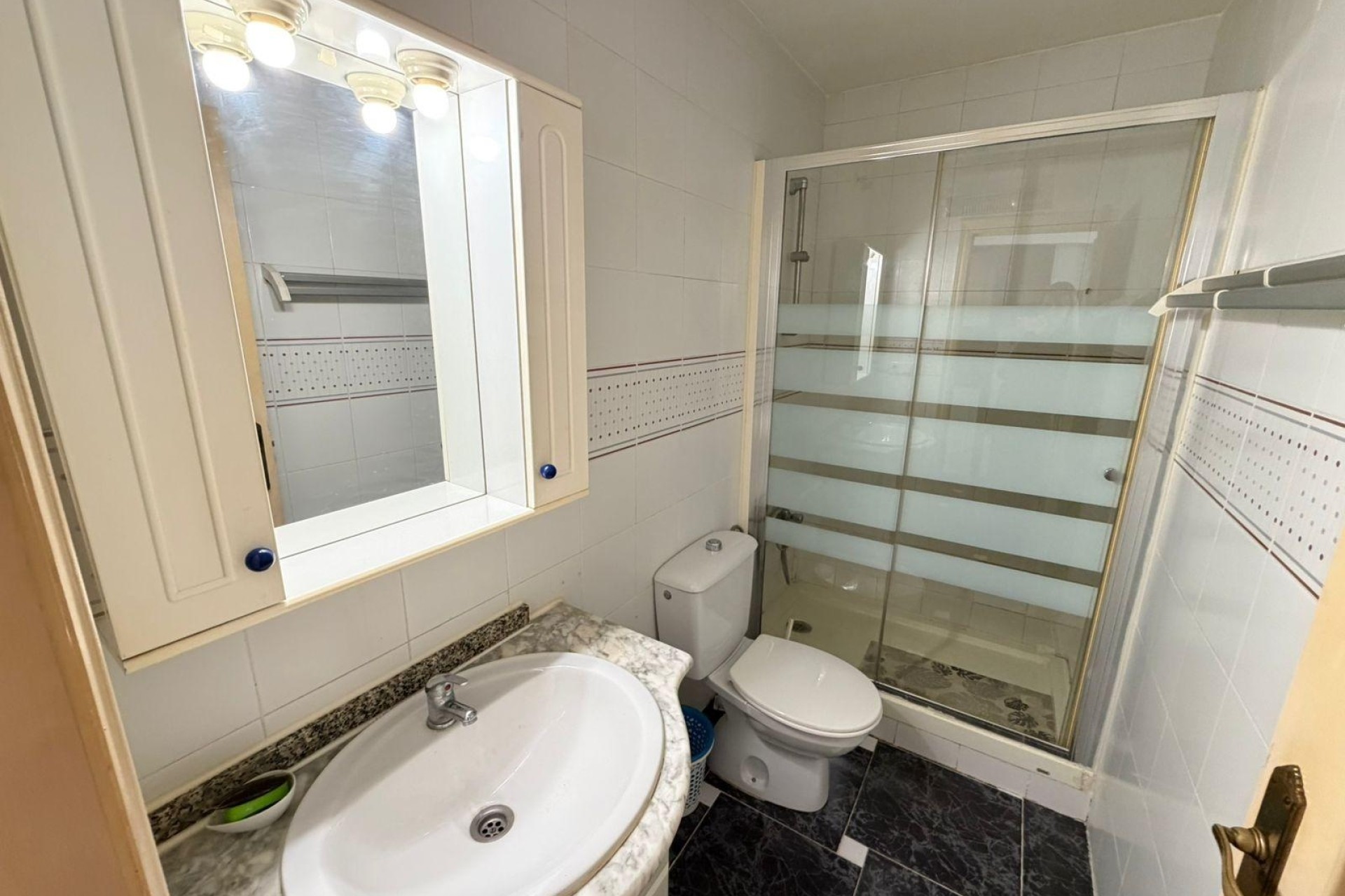 Resale - Wohnung / Appartement -
Torrevieja - La Mata