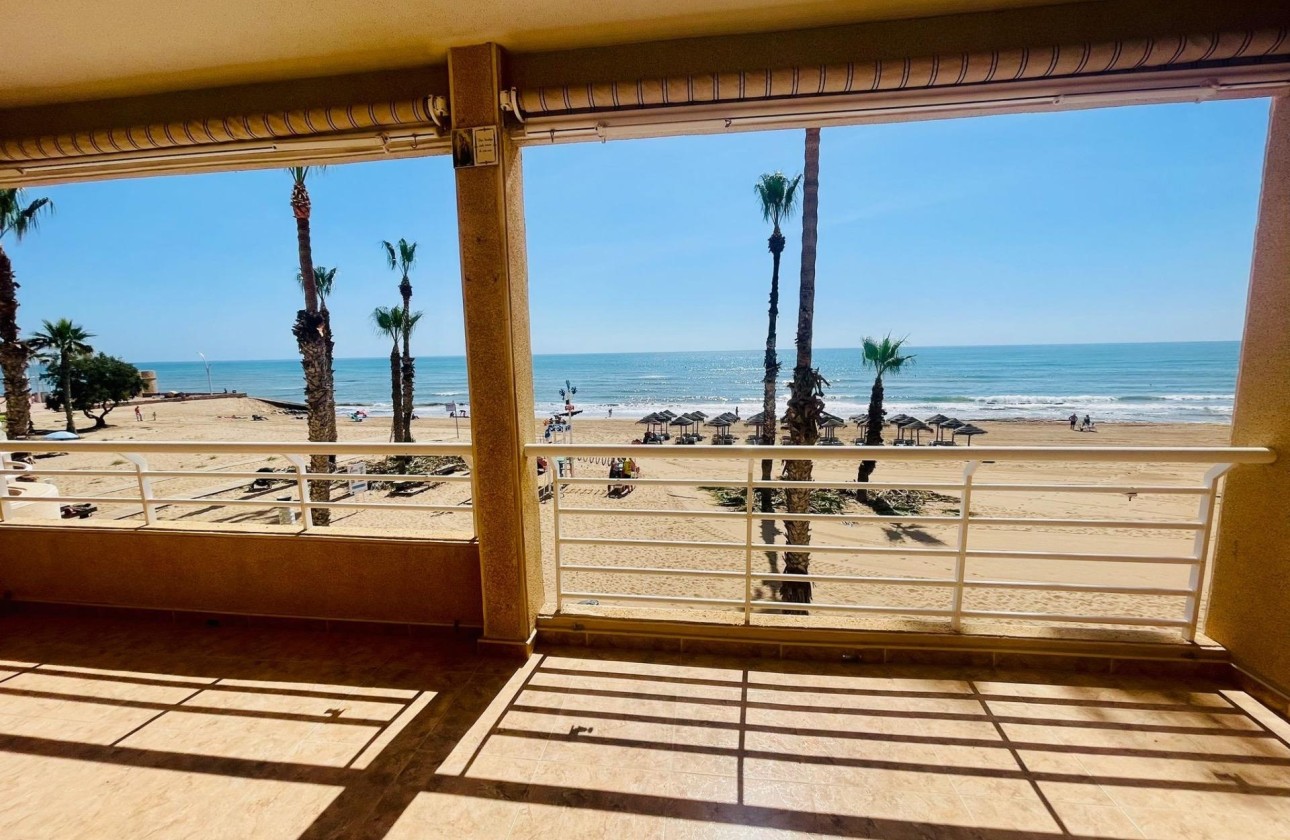 Resale - Wohnung / Appartement -
Torrevieja - La Mata