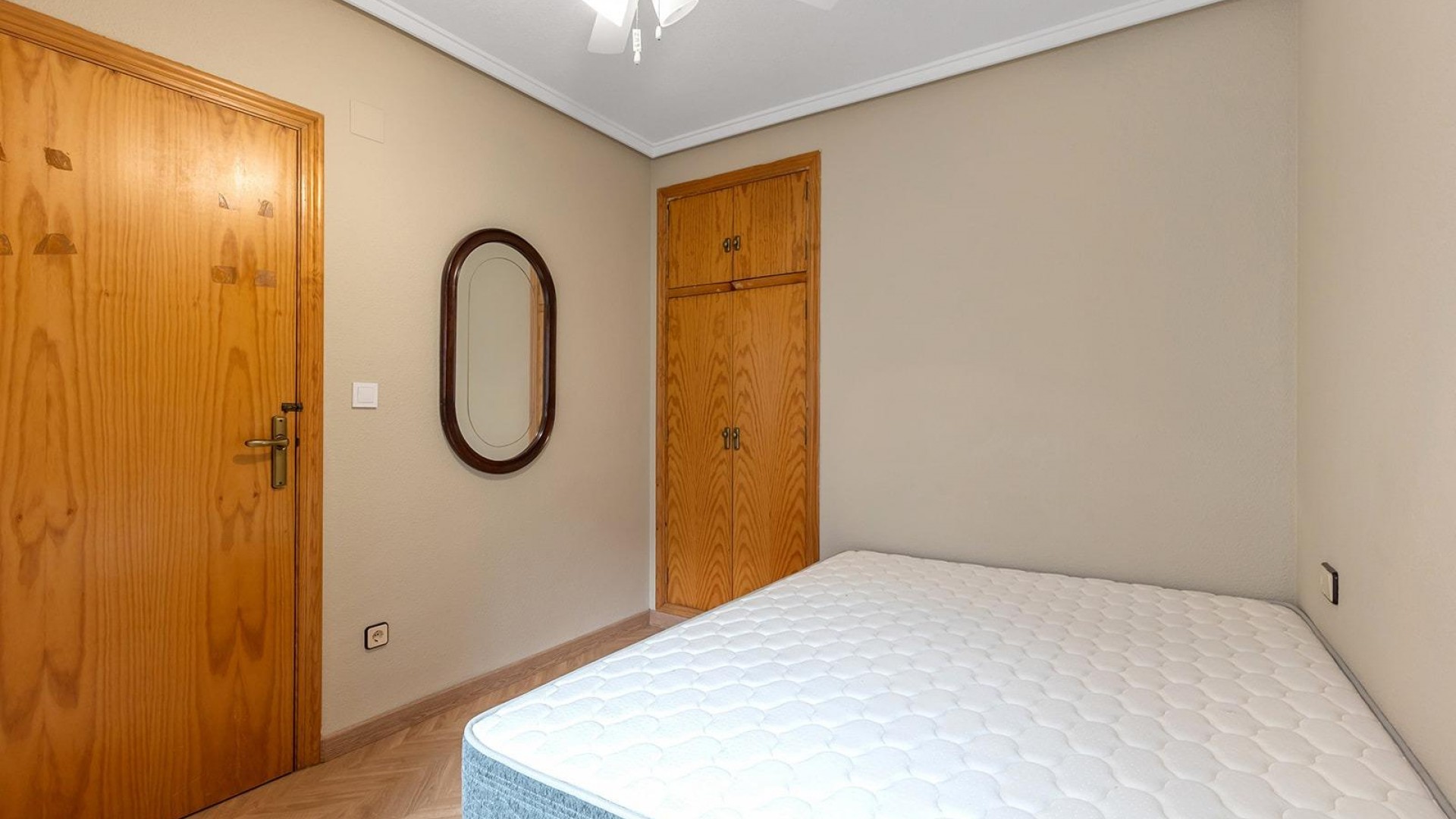 Resale - Wohnung Appartement -
Torrevieja - La Mata