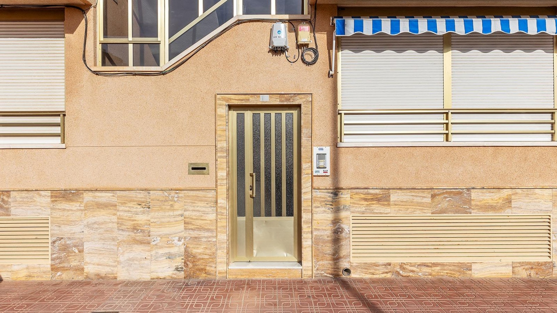 Resale - Wohnung Appartement -
Torrevieja - La Mata