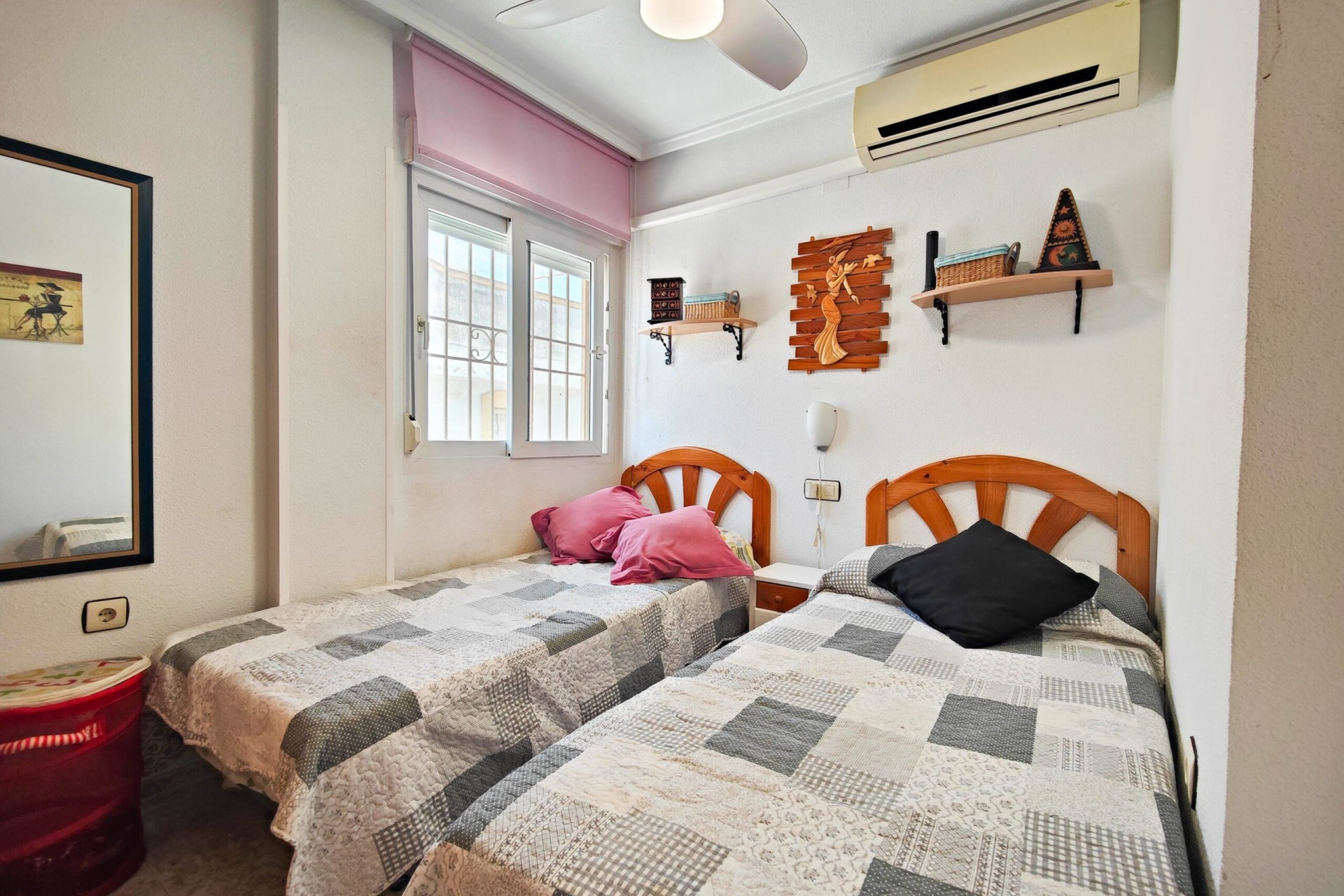 Resale - Wohnung / Appartement -
Torrevieja - La Siesta - El Chaparral - San Luis