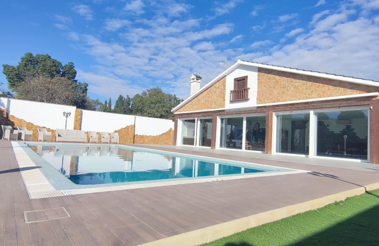 Resale - Wohnung / Appartement -
Torrevieja - La Siesta - El Salado - Torreta