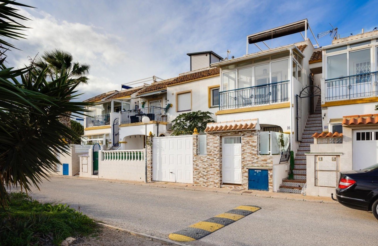 Resale - Wohnung / Appartement -
Torrevieja - La Siesta - El Salado - Torreta