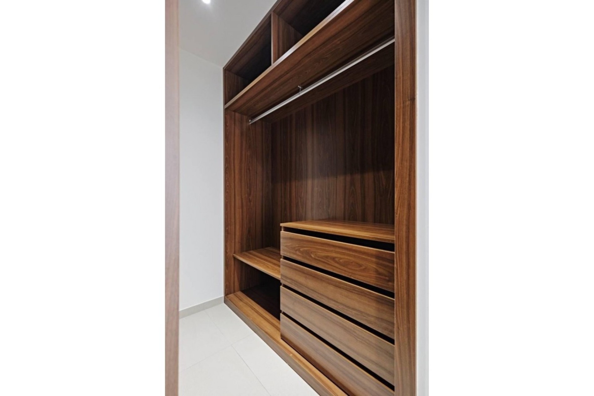 Resale - Wohnung / Appartement -
Torrevieja - La veleta