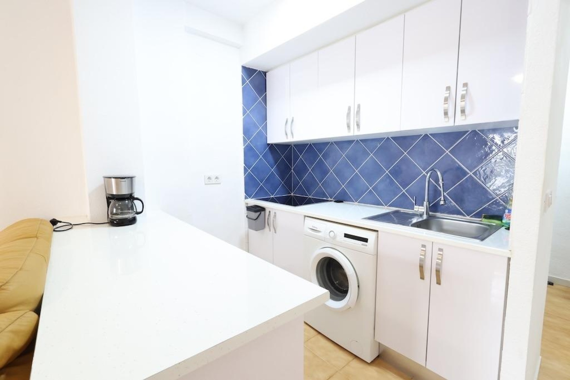 Resale - Wohnung / Appartement -
Torrevieja - La veleta