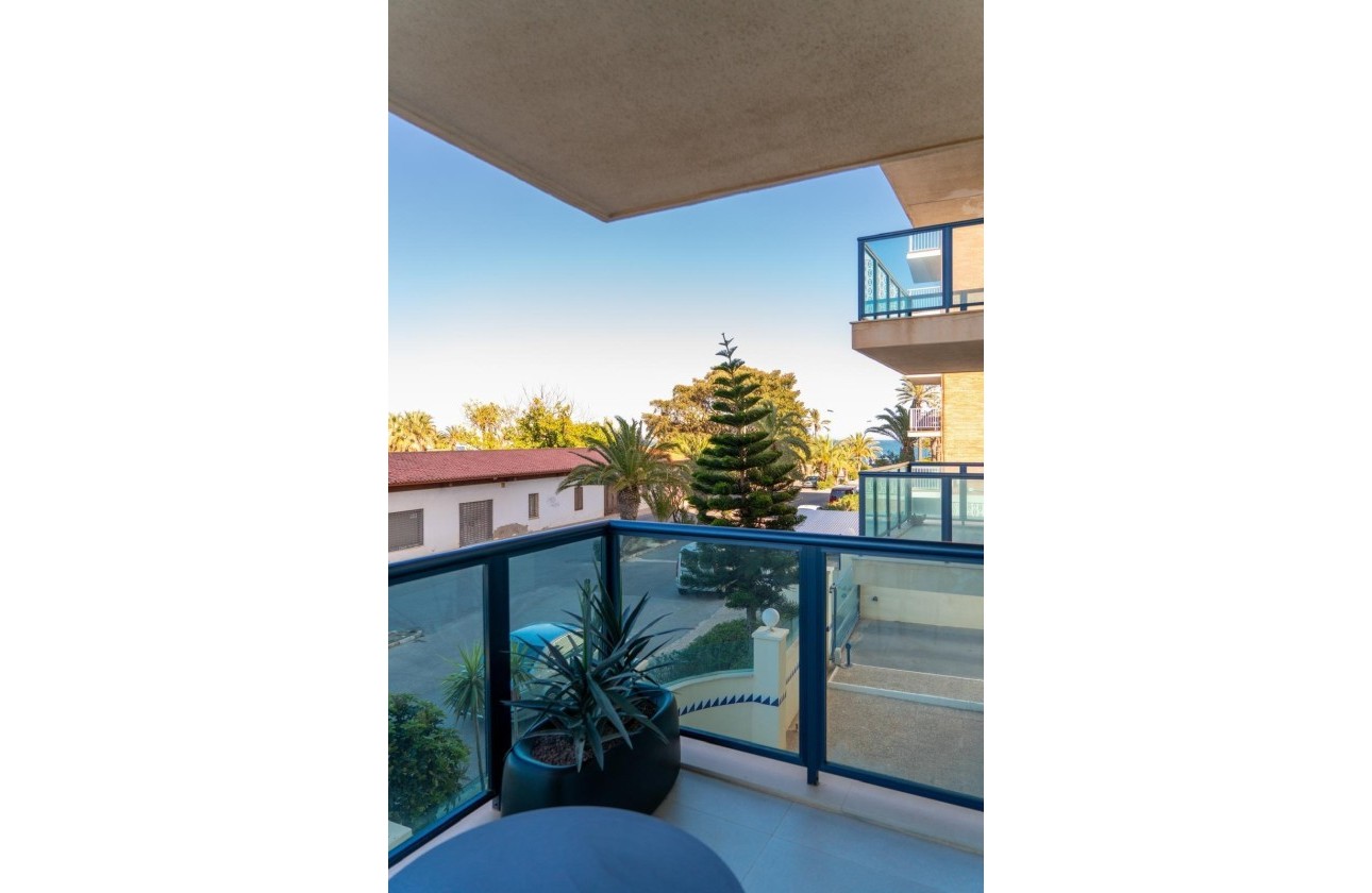 Resale - Wohnung / Appartement -
Torrevieja - La veleta