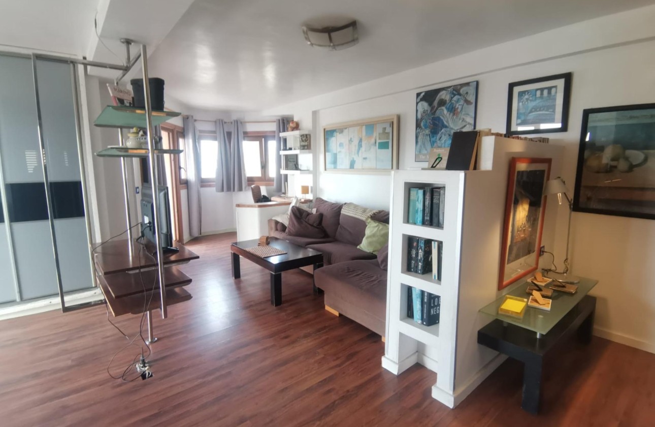 Resale - Wohnung / Appartement -
Torrevieja - La veleta