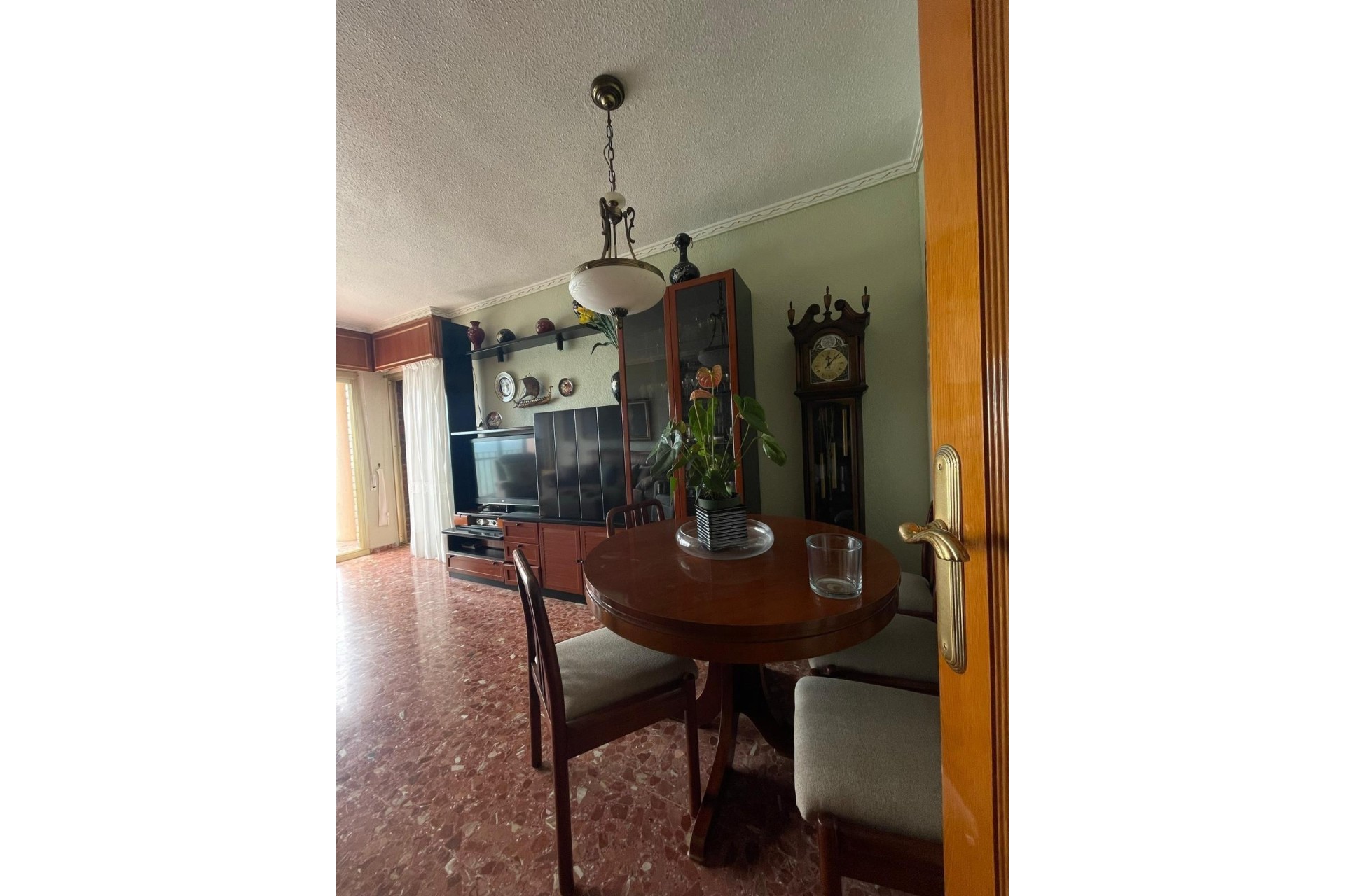 Resale - Wohnung / Appartement -
Torrevieja - Las Piscinas Naturales