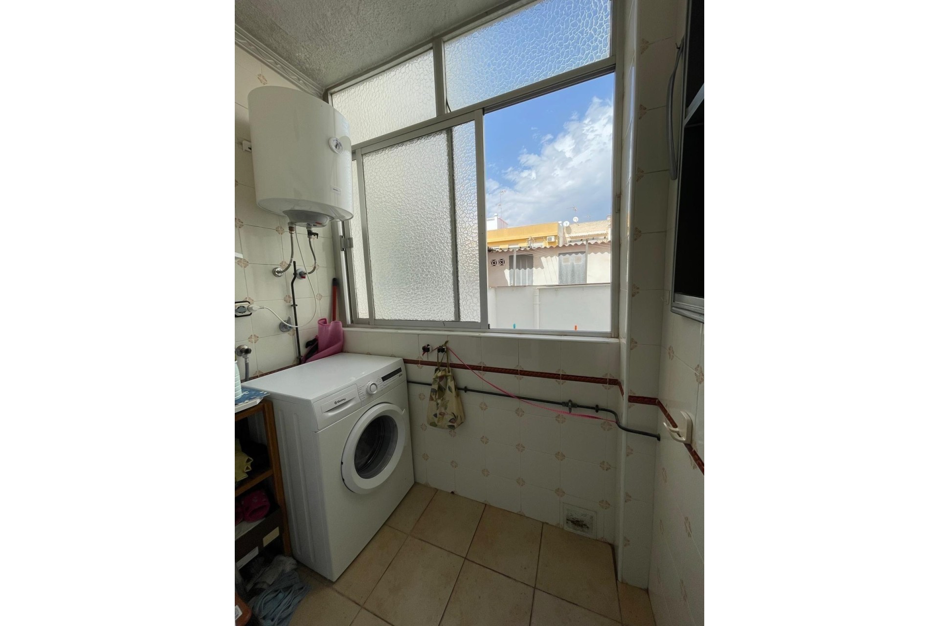 Resale - Wohnung / Appartement -
Torrevieja - Las Piscinas Naturales